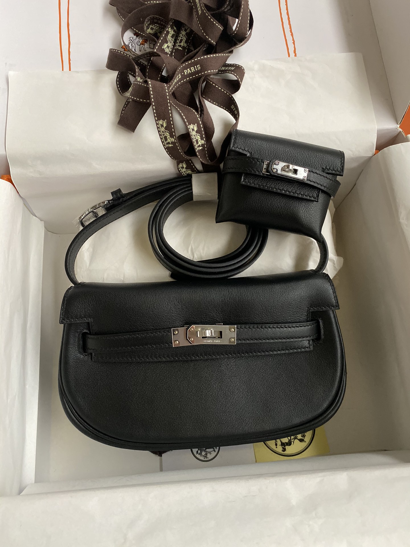 Onde encontrar o melhor
 Hermes Kelly Preto Hardware Prata