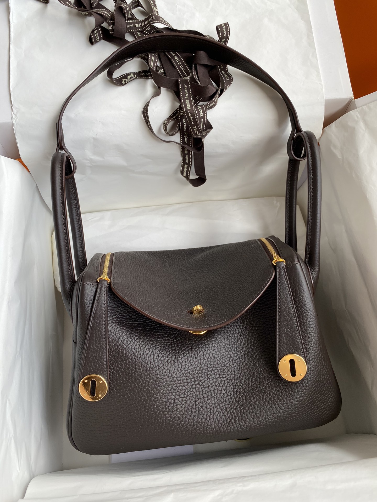 Hermes Lindy Torby typu crossbody i na ramię Szycie Mężczyźni Złoty sprzęt Taurillon