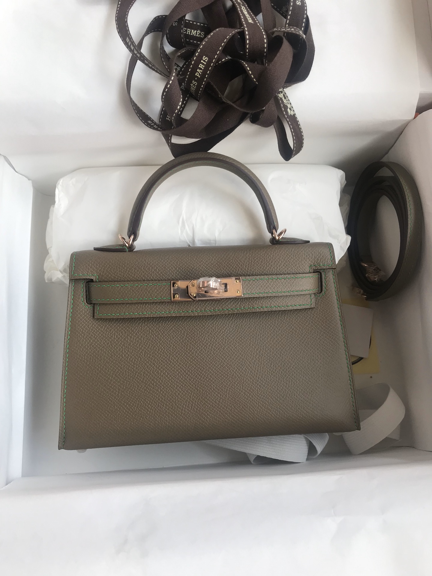 Hermes Kelly Bolsas Sacos de corpo cruzado & Ombro Elephant Grey Verde Cinzento Rose Ouro Rosa Hardware Dourado Epsom Mini