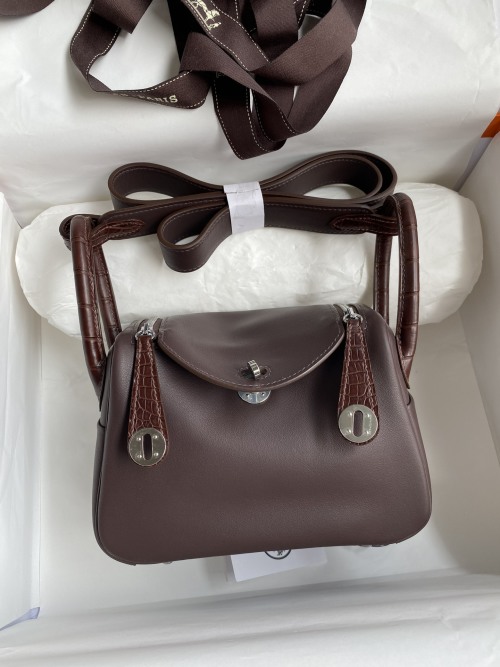Hermès Mini Lindy 19cm Touch Swift Leather & Crocodile Handbag