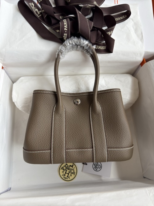 Hermès Garden Party 23 Mini Bag TC Leather Elephant Gray, Limited Edition 1 Hermès Garden Party 23 Mini Bag TC Leather Elephant Gray, Limited Edition