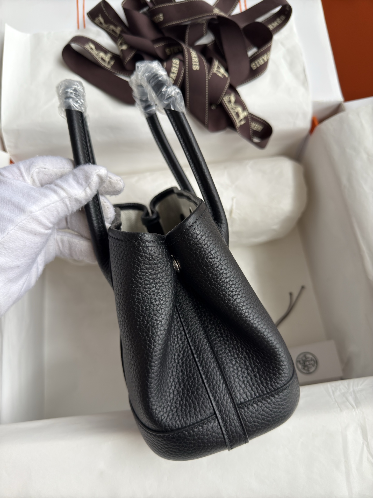 Hermes Style Black Leather Bag Lookbook Reference image 2