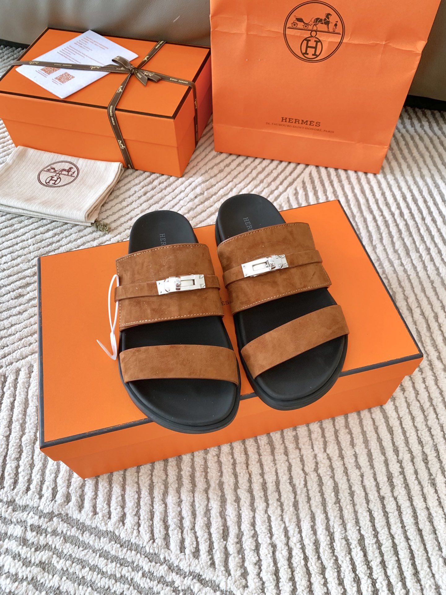 Hermes Sapatos Sandálias Mulheres Homens Chamas Couro de vaca Pele carneiro TPU Colecção Verão Fashion Casual P780900