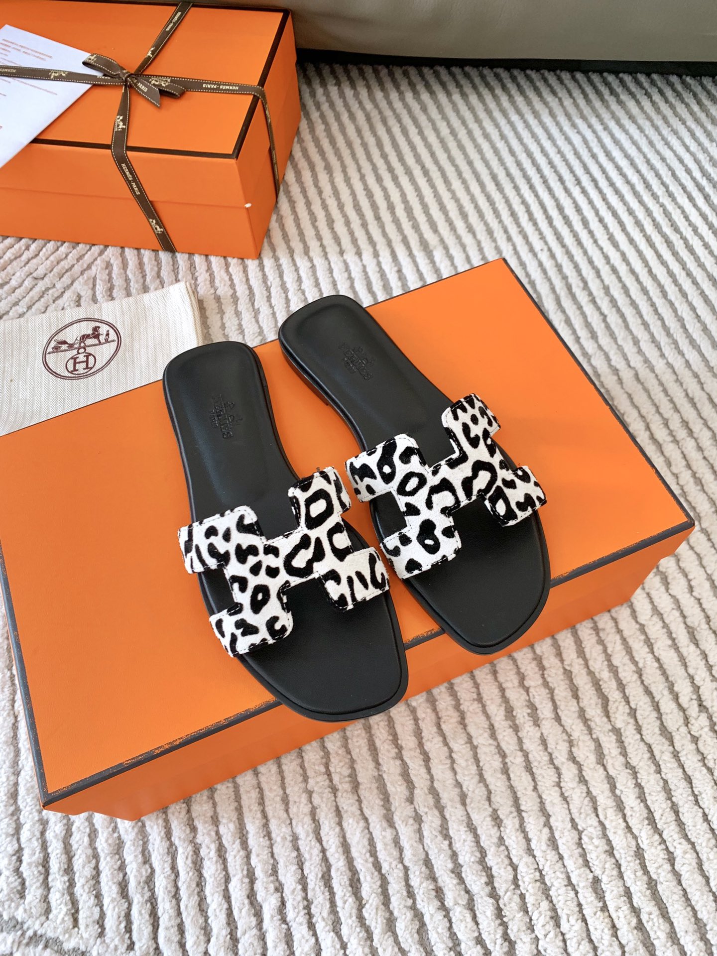 Hermes Sapatos Sandálias Impressão em Leopardo Costura Pele de vitelo Couro vaca genuíno cabra Cavalo carneiro