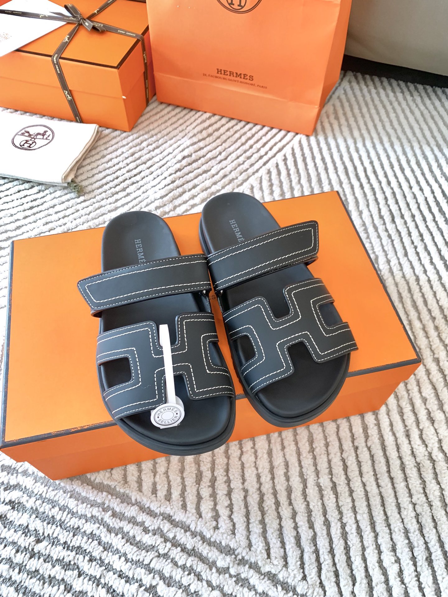 Hermes Sapatos Sandálias Mulheres Homens Chamas Couro de vaca Pele carneiro TPU Colecção Verão Fashion Casual P770900