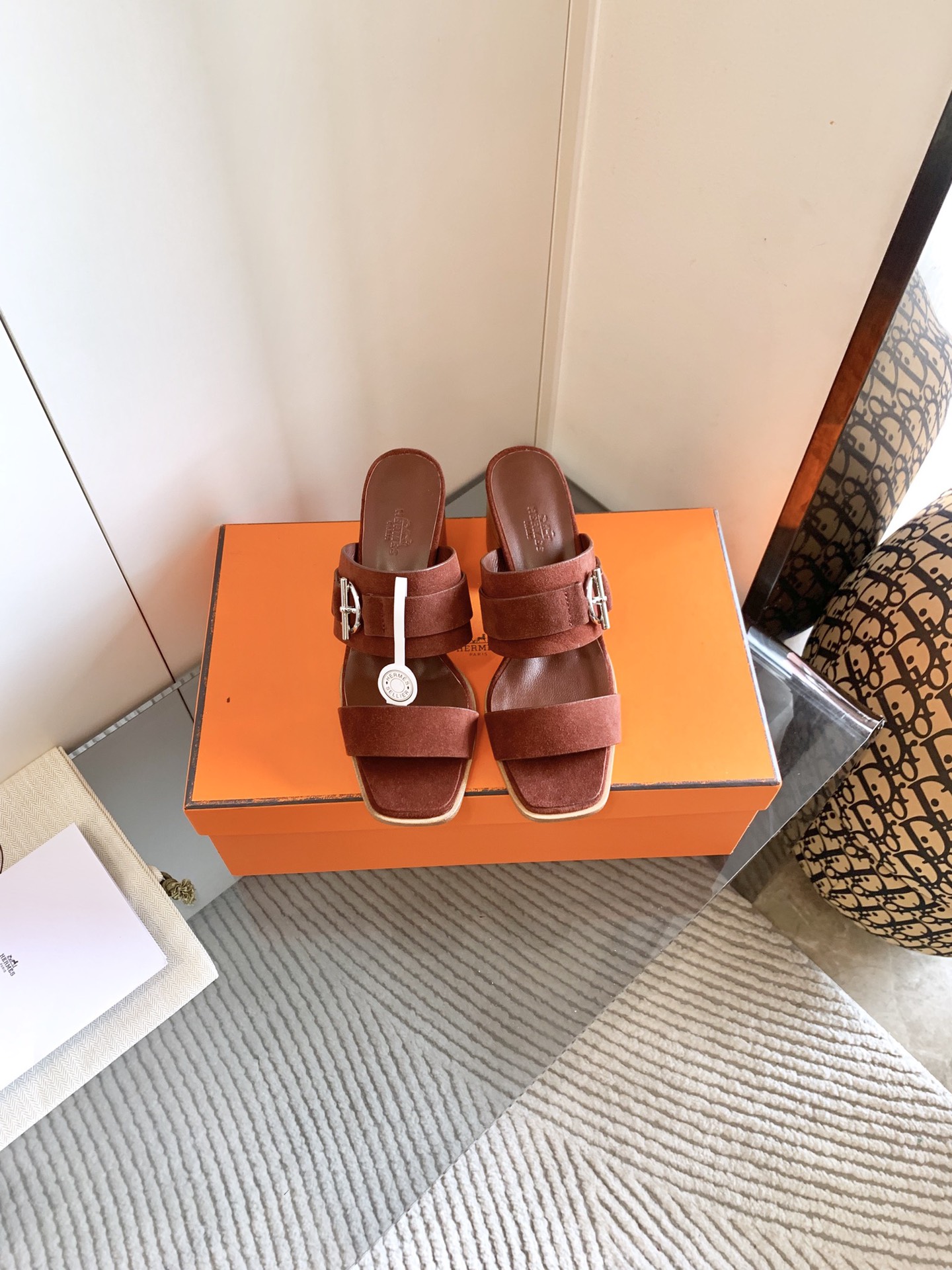 NO:232873,, 2025 Hermes counter Spring and summer new Izzy sandals, handmade by experienced craftsmen, high-end manufacturing and restore authentic 2025SS calfskin high-heeled sandals, classic 