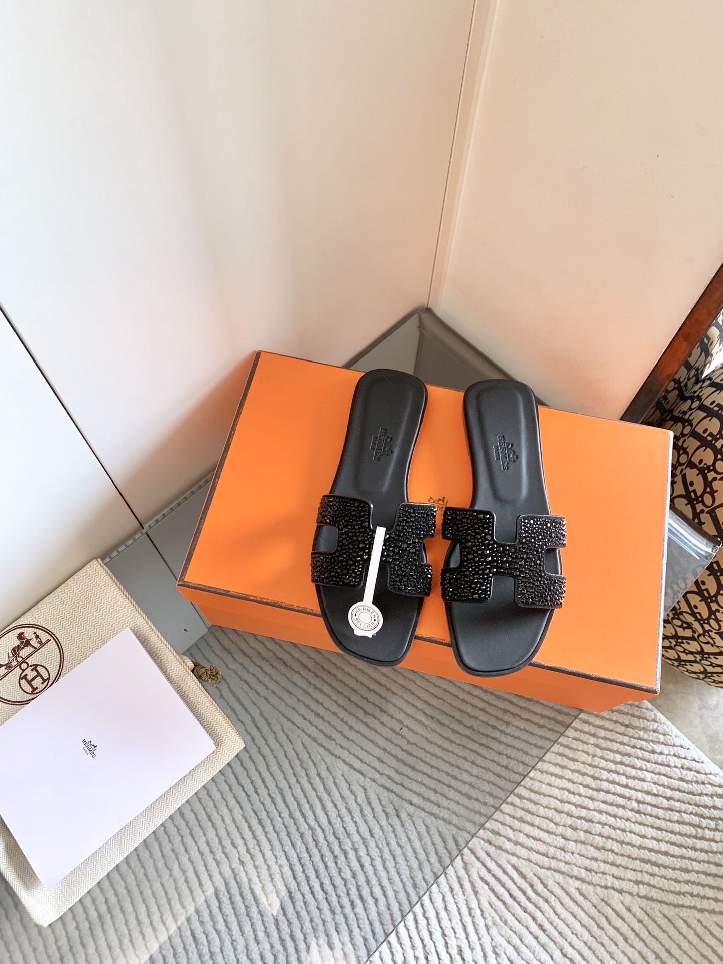NO:260542,【Hermes】Oran classic diamond-faced slippers, pursuing enamel, 100% pure handmade Rhine diamond-faced slippers, classic 