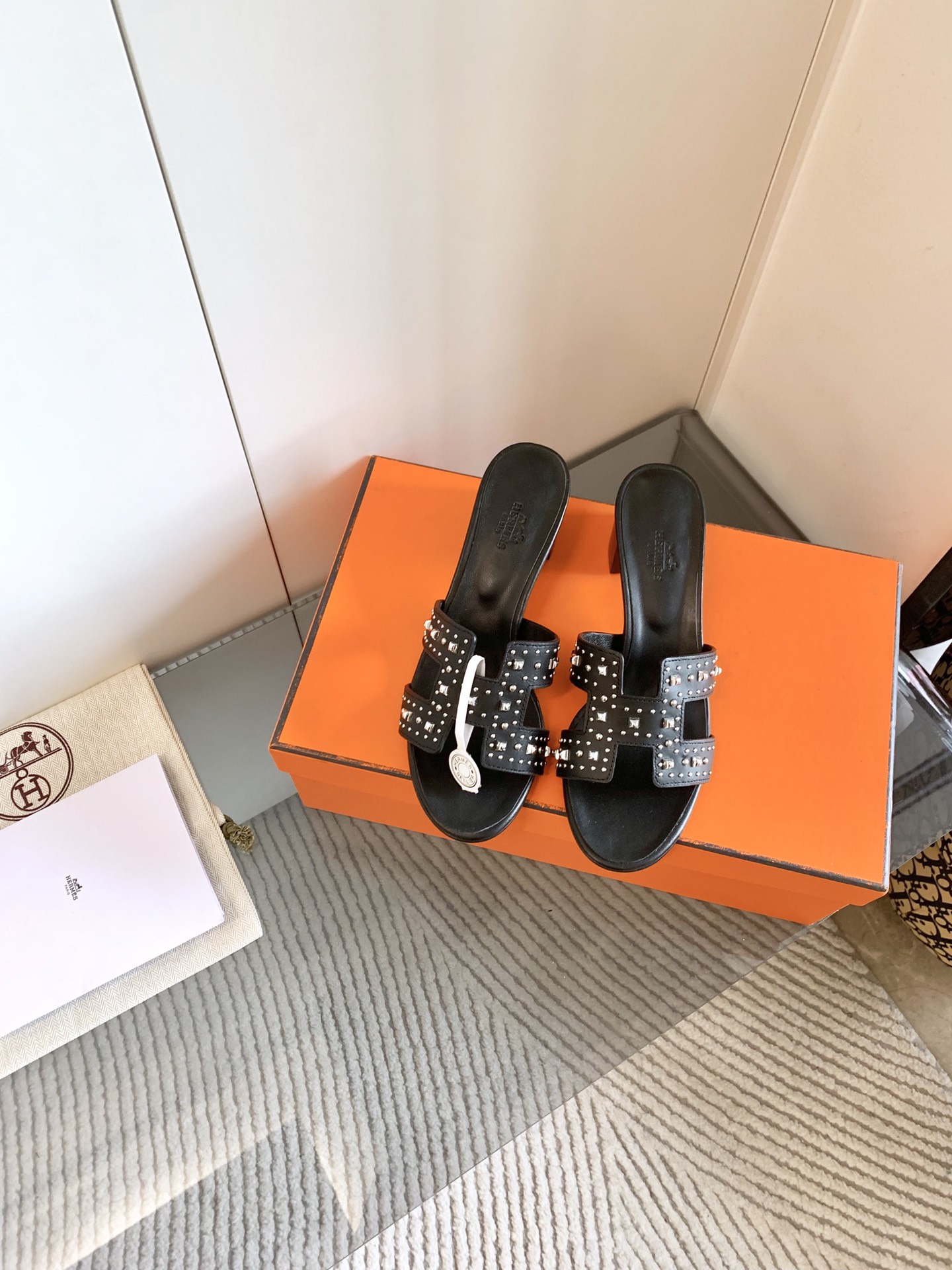 NO:260545,Hermes】Oran classic diamond-faced slippers, pursuing enamel, 100% pure handmade Rhine diamond-faced slippers, classic 