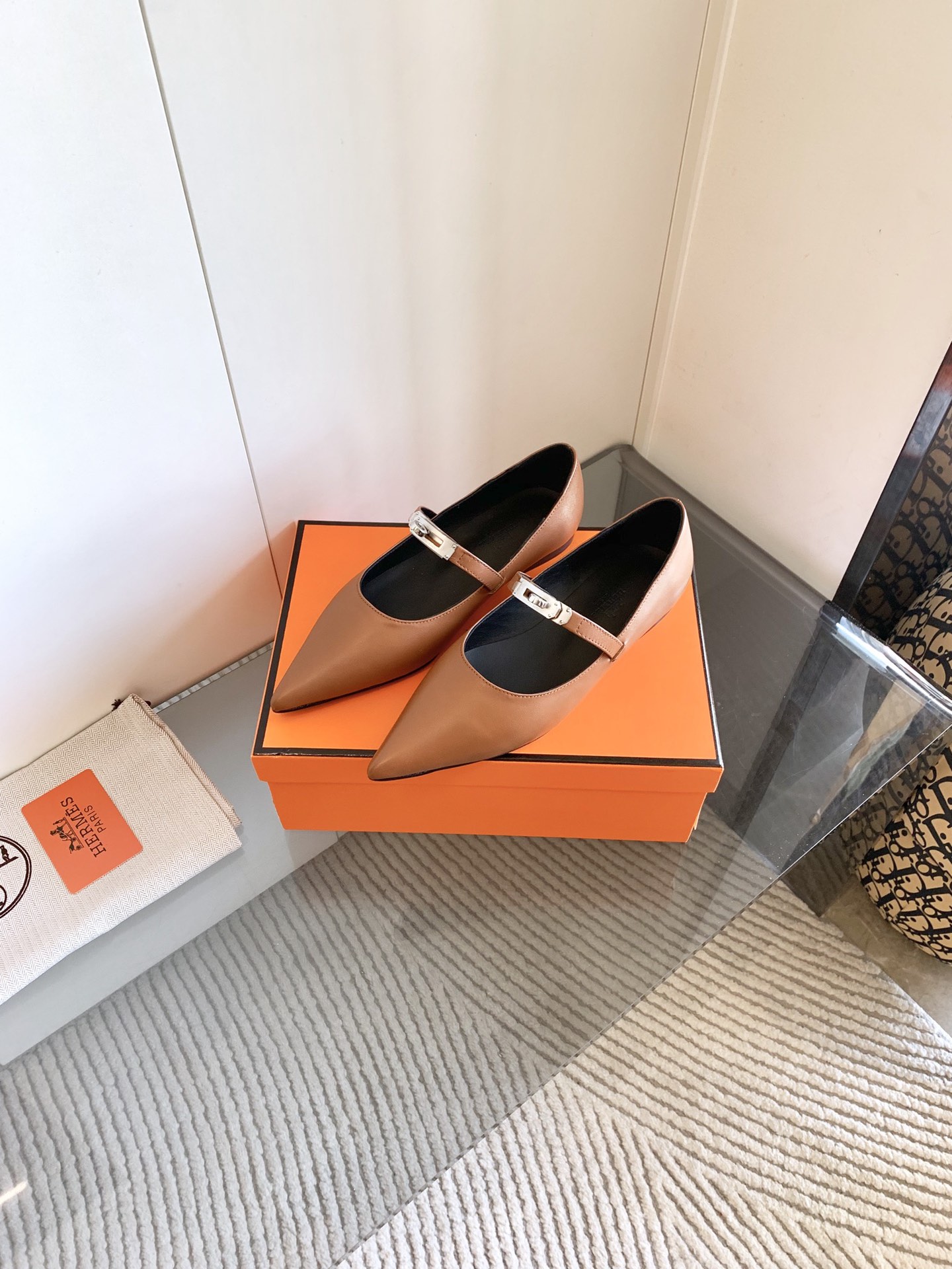 “Kiara 40mm Heels in Black and Silver, Perfect for Work in Sizes 35-42” - 图片 1