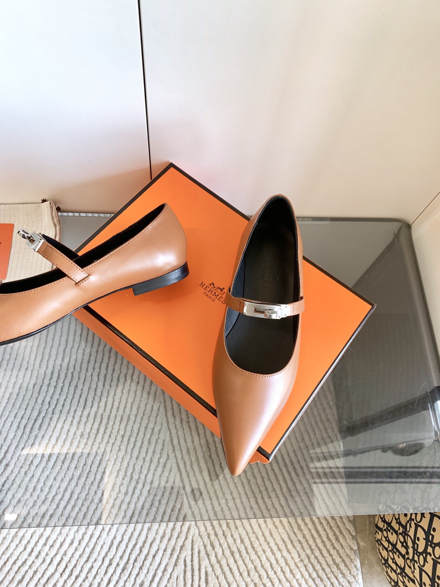 “Kiara 40mm Heels in Black and Silver, Perfect for Work in Sizes 35-42” - 图片 6