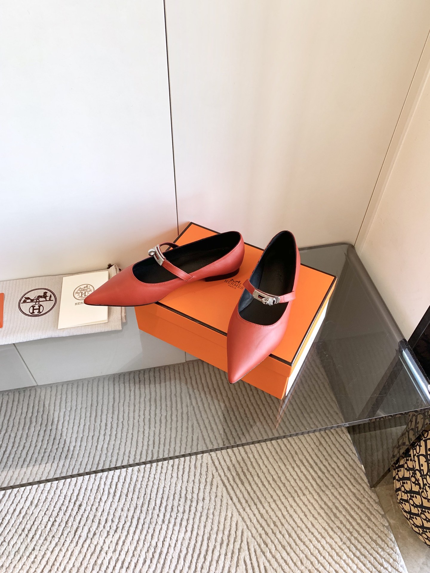 “720 Offer: Kiara 40mm Heels in Black and Silver, Light Natural Color, Size 35-42” - 图片 4