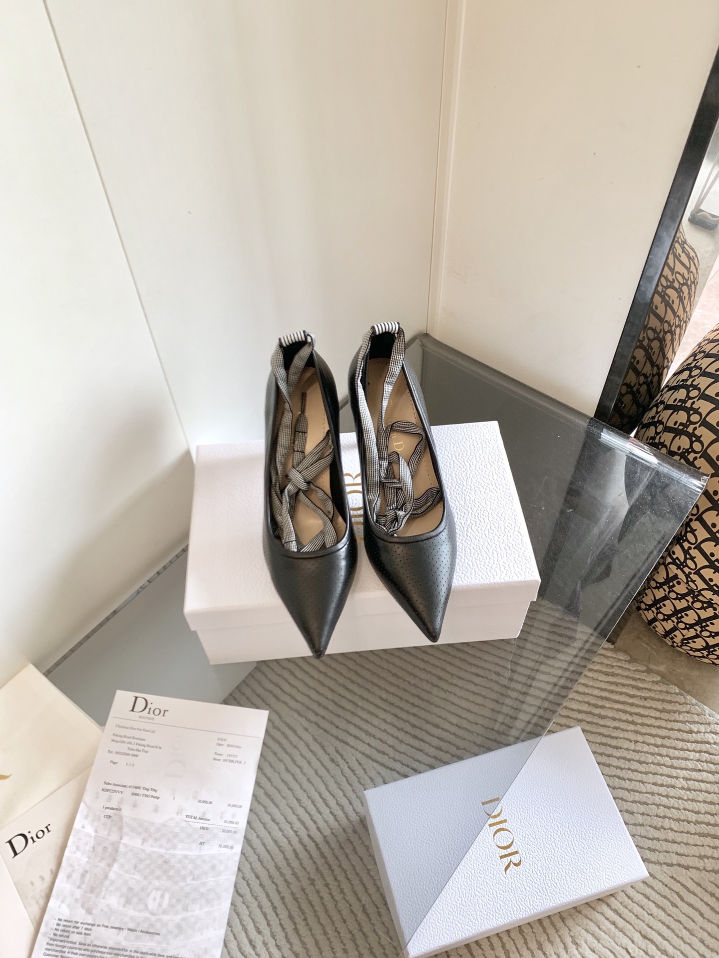 NO:438949,, J'ADIOR webbing back empty sandals Dior latest color Quake Oblique jacquard embroidery letter logo high heel bow color combination women's shoes top high-end version of the market, material high temperature water-soluble electric embroidery technology fabric + sheepskin lining + Italian leather outsole, standard size 33-44 high heels 8.5CM) (33.34.40.41.42.43 custom made, no return or exchange), high heels shoes, dior, dior, sandals, high heels, sheepskin, Leather soles19860909、 J‘ADIOR织带后空凉鞋 迪奥 Dior 春夏最新色Quake Oblique 提花刺绣字母logo高跟蝴蝶结拼色女鞋 市场顶级高端版本 材质高温水溶电绣科技面料+羊皮内里+意大利真皮大底 码数标准码33-44高跟8.5CM)(33.34.40.41.42.43订做,不退不换）,高跟鞋单鞋,dior,dior,sandals,high heels,sheepskin,Leather soles,Women's Shoes