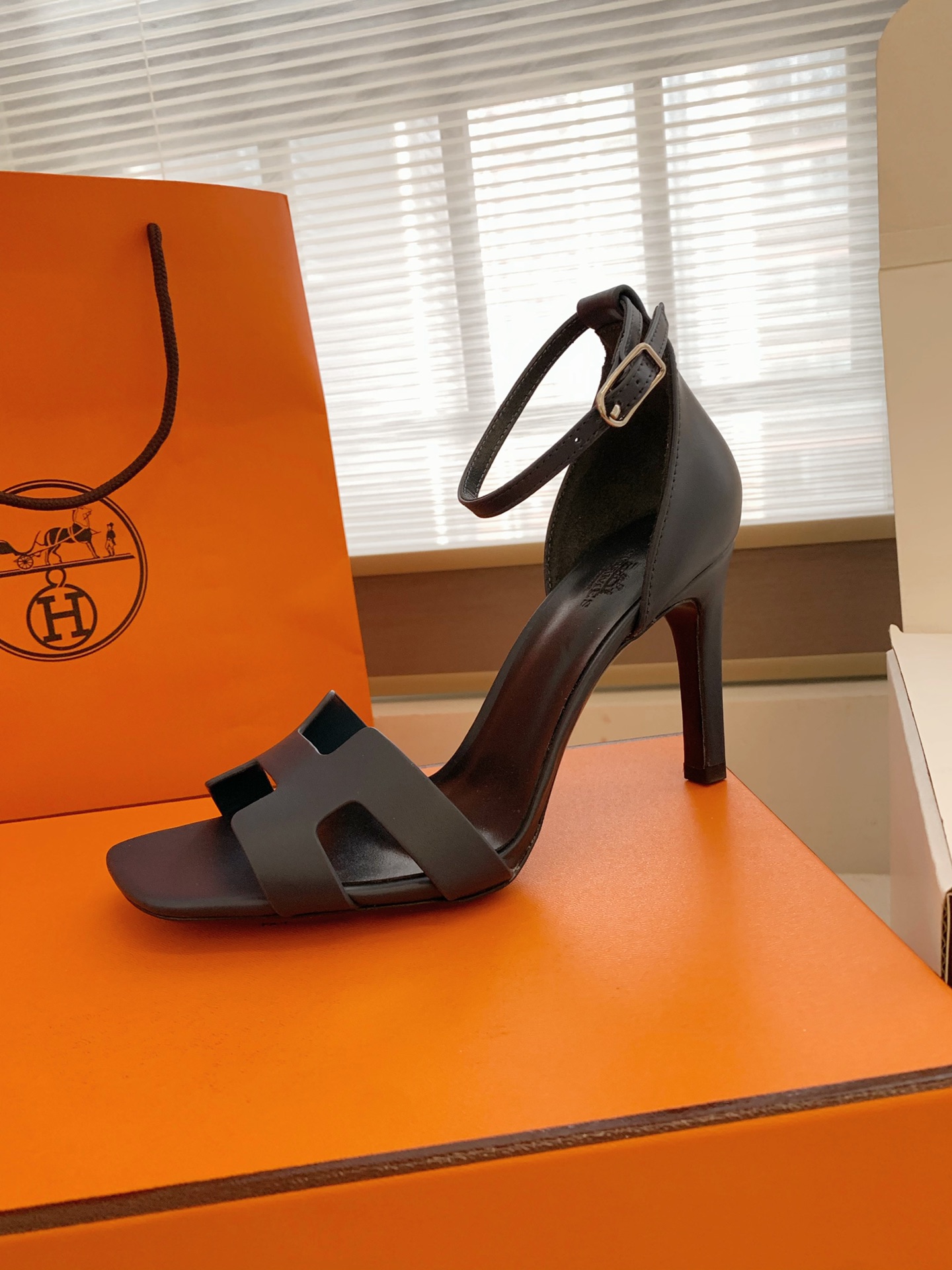 Hermes Sandals