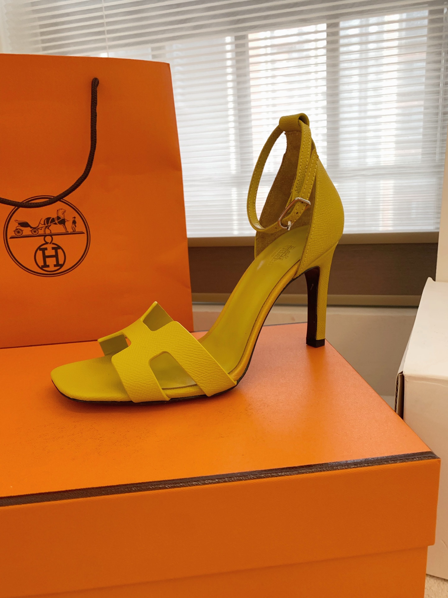 Hermes Sandals