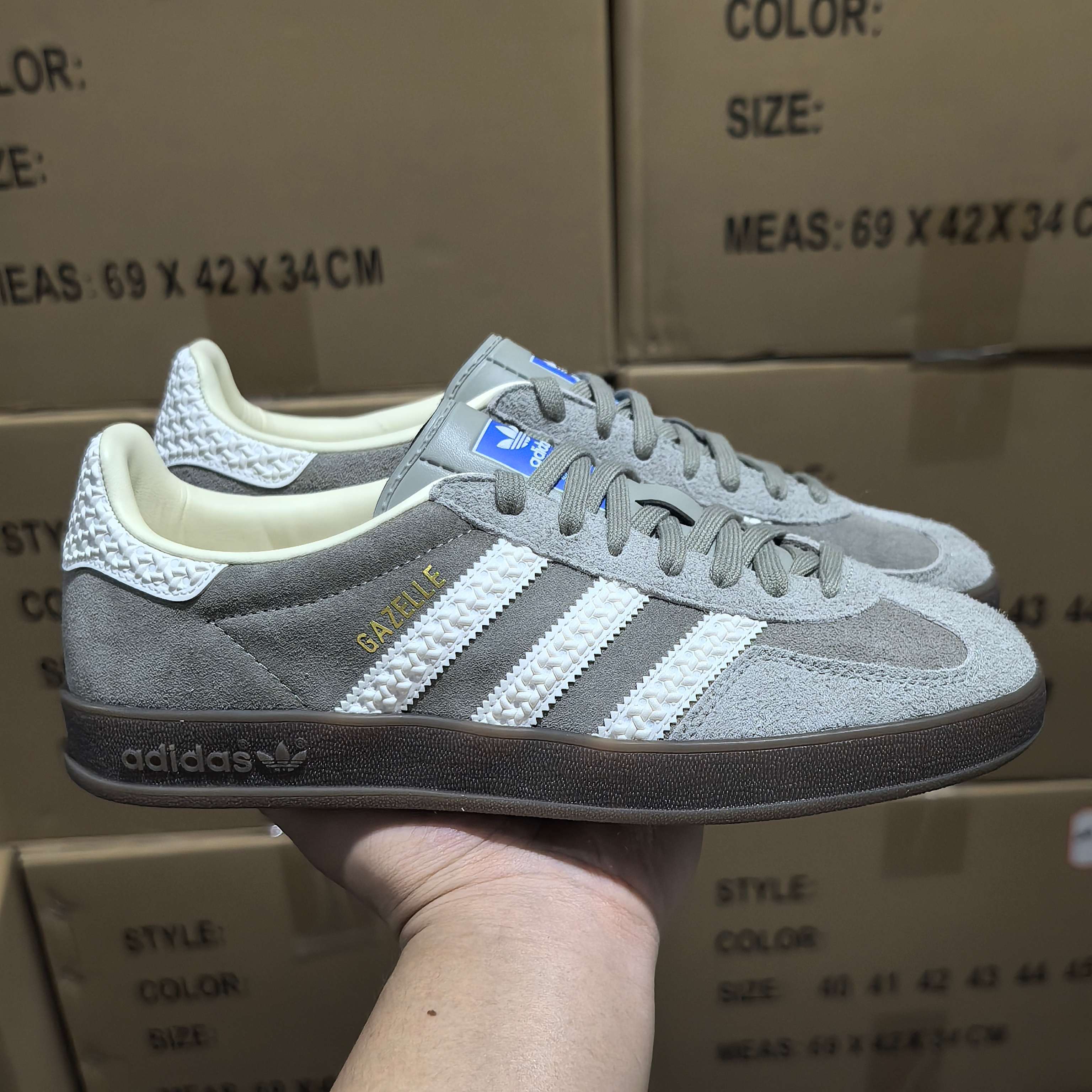 补货 XC2.0升级版本白红35.5-46开始陆续出货入库全原厂翻毛皮打造 区别市场革料批次这个价格配置