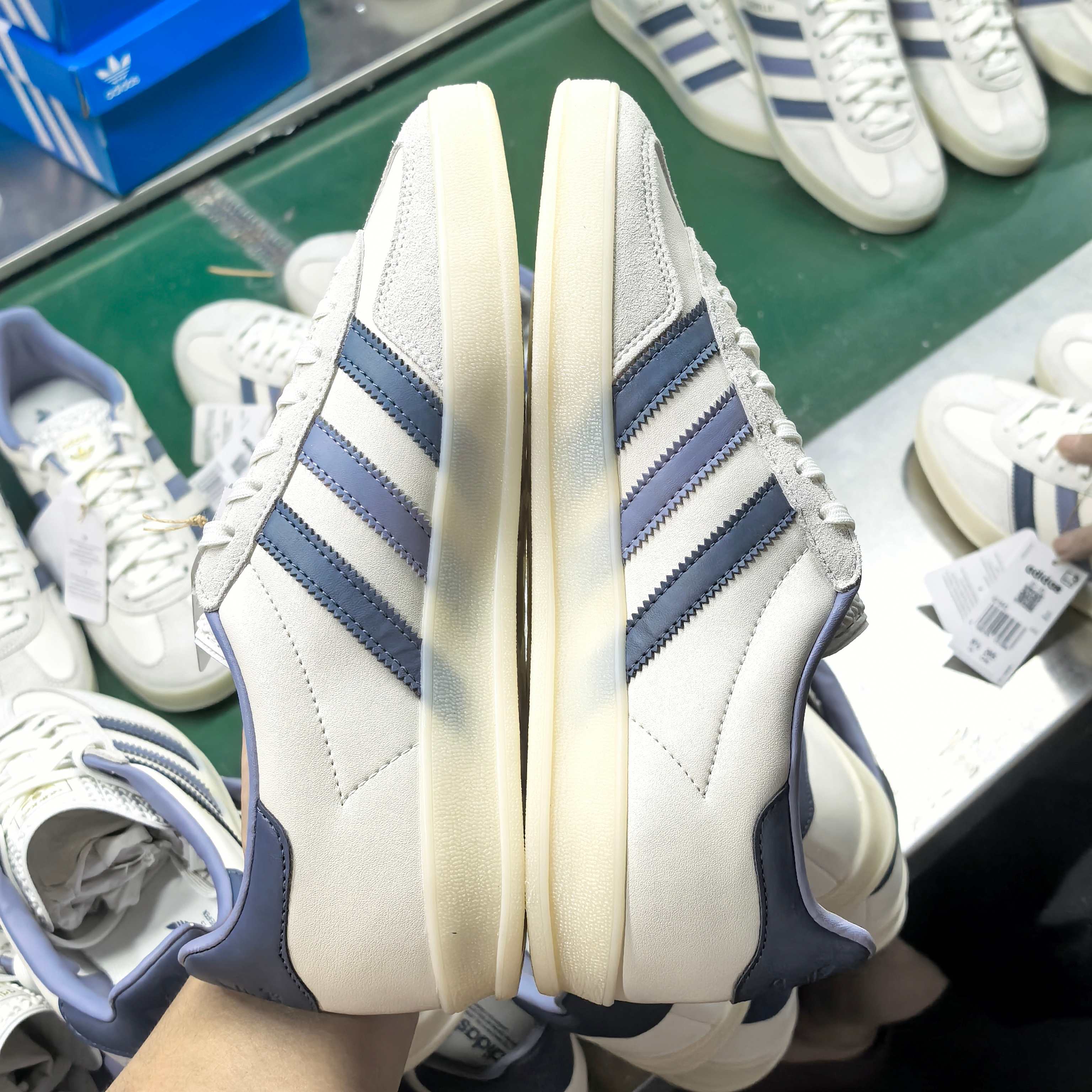 【外贸版：德训】originals Samba OG 舒适 防滑耐磨低帮 板鞋 白蓝 IG1643 尺码