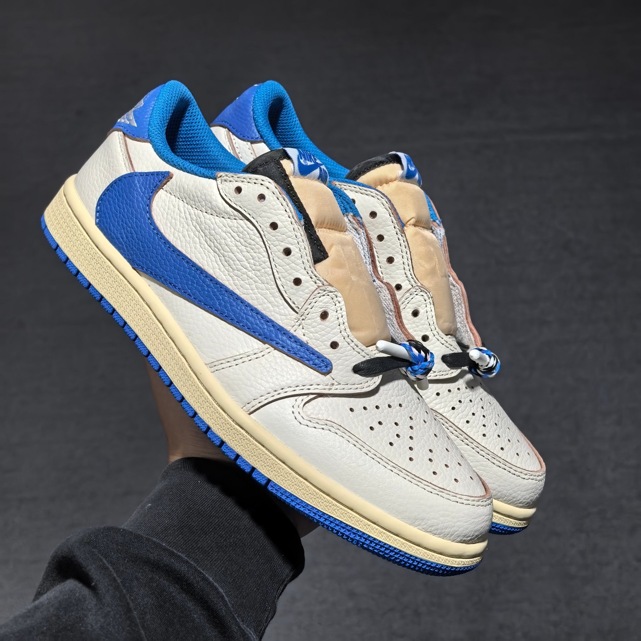 新品上架 Air jordan 1倒钩10.0白蓝 白蓝 DM7866-104全头层荔枝纹打造 市场同价