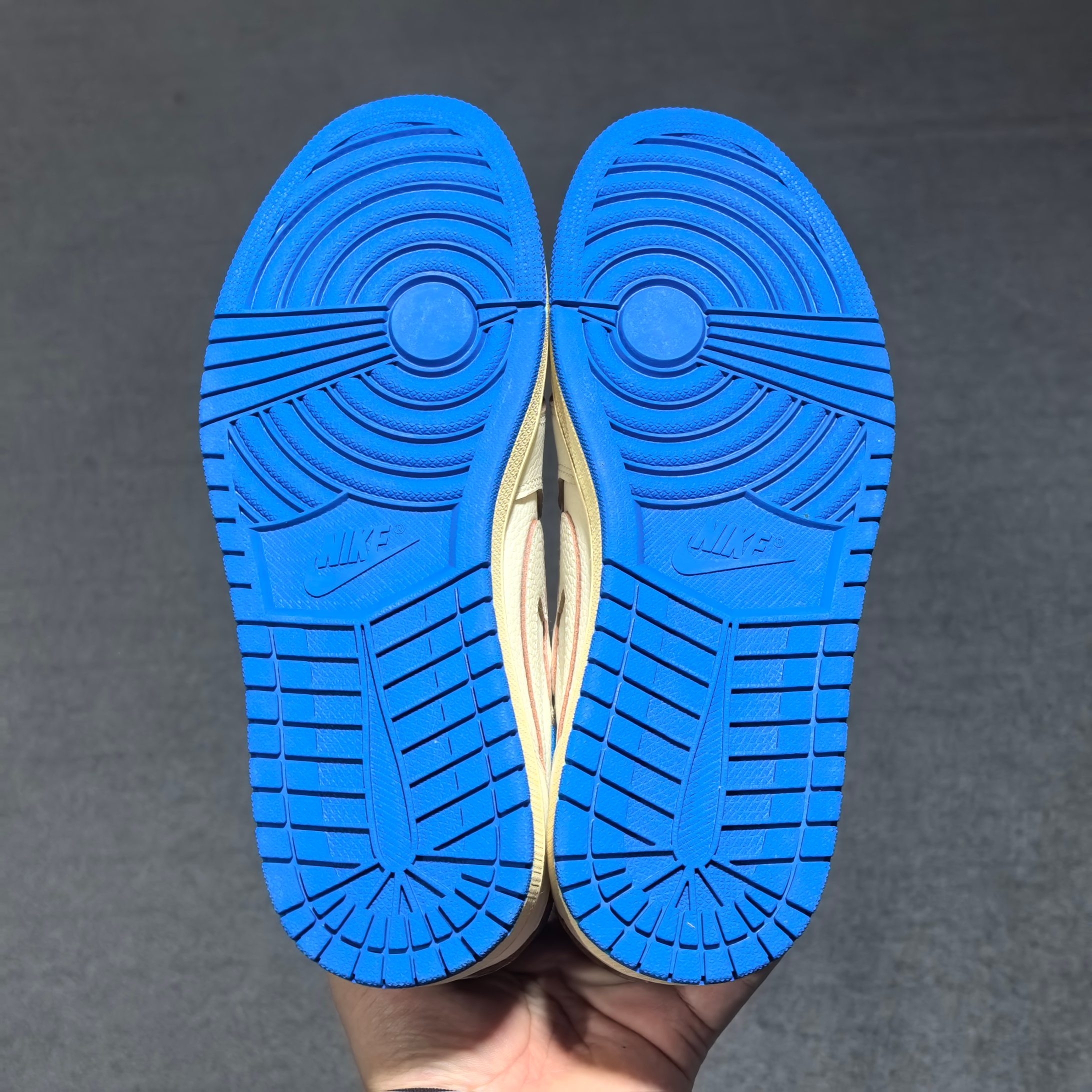 新品上架 Air jordan 1倒钩10.0白蓝 白蓝 DM7866-104全头层荔枝纹打造 市场同价