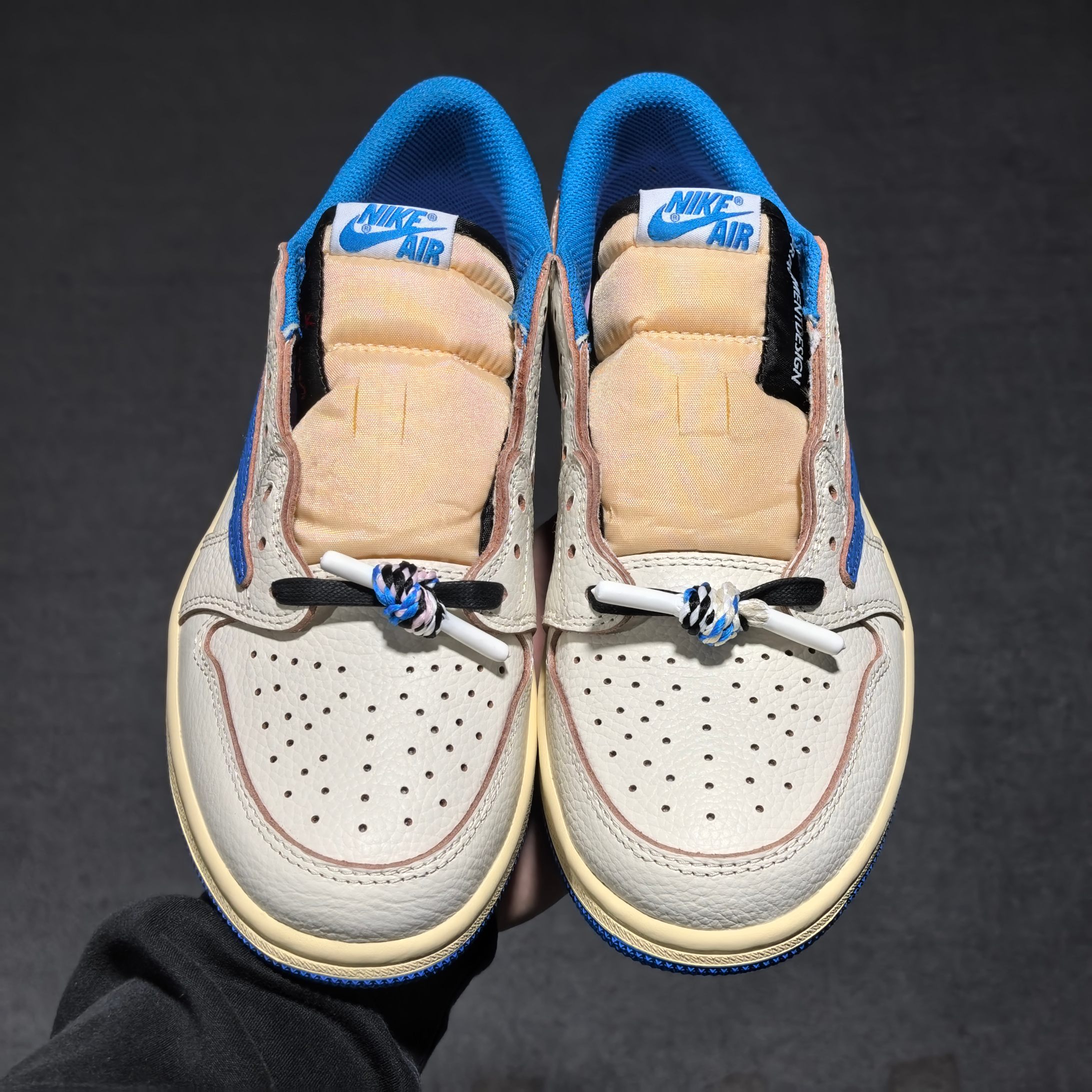 新品上架 Air jordan 1倒钩10.0白蓝 白蓝 DM7866-104全头层荔枝纹打造 市场同价