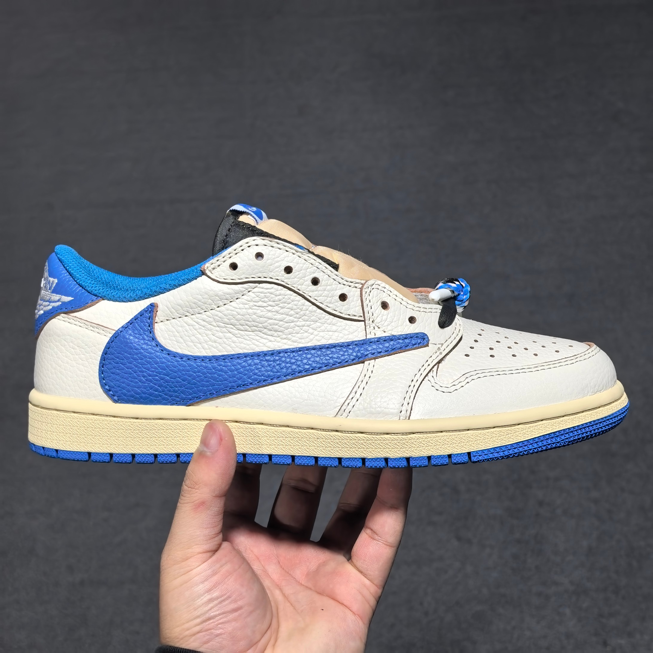 新品上架 Air jordan 1倒钩10.0白蓝 白蓝 DM7866-104全头层荔枝纹打造 市场同价