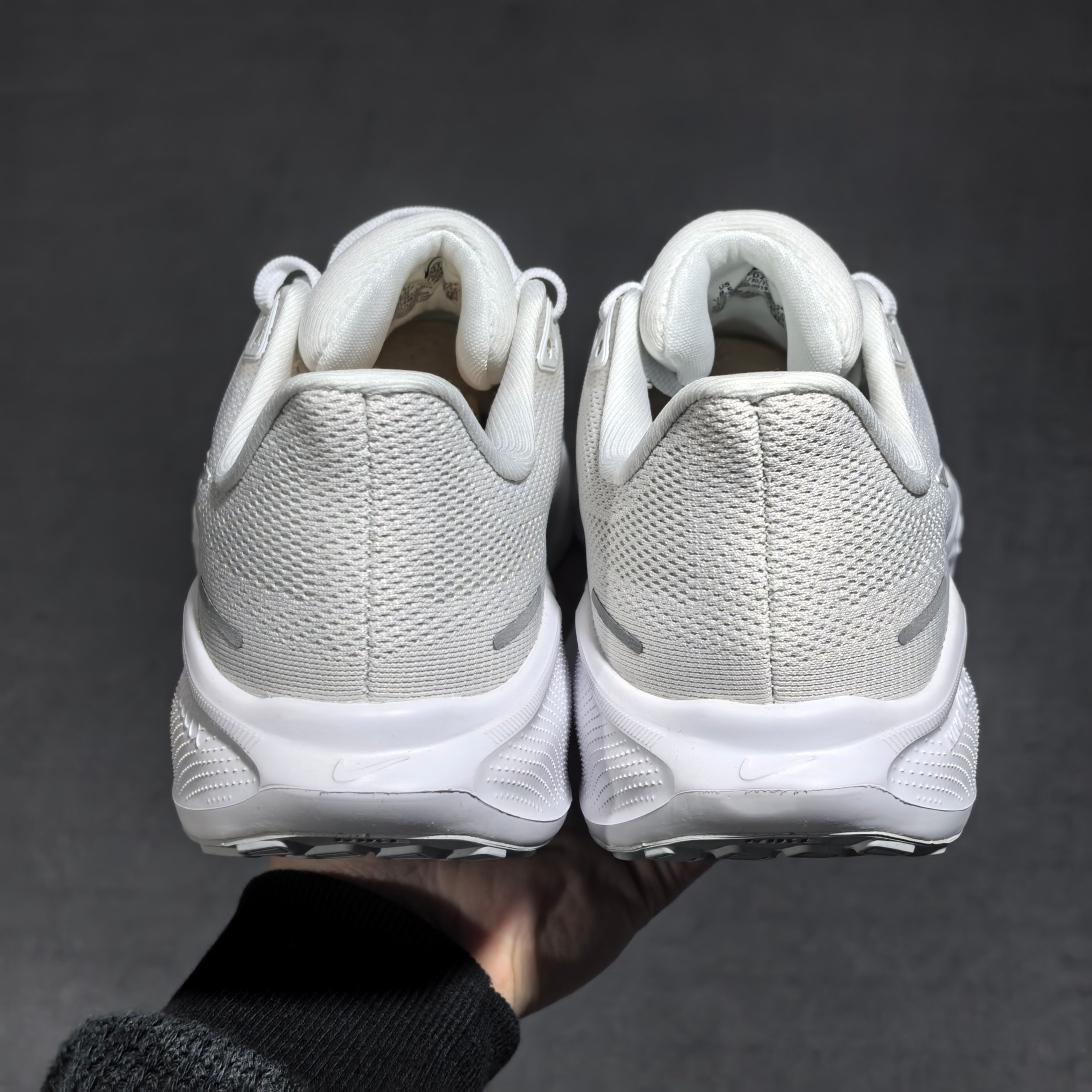 平台版Nike Pegasus 41 舒适运动防滑透气 低帮跑步鞋 白色 当季爆款 平台指定细节 原厂中