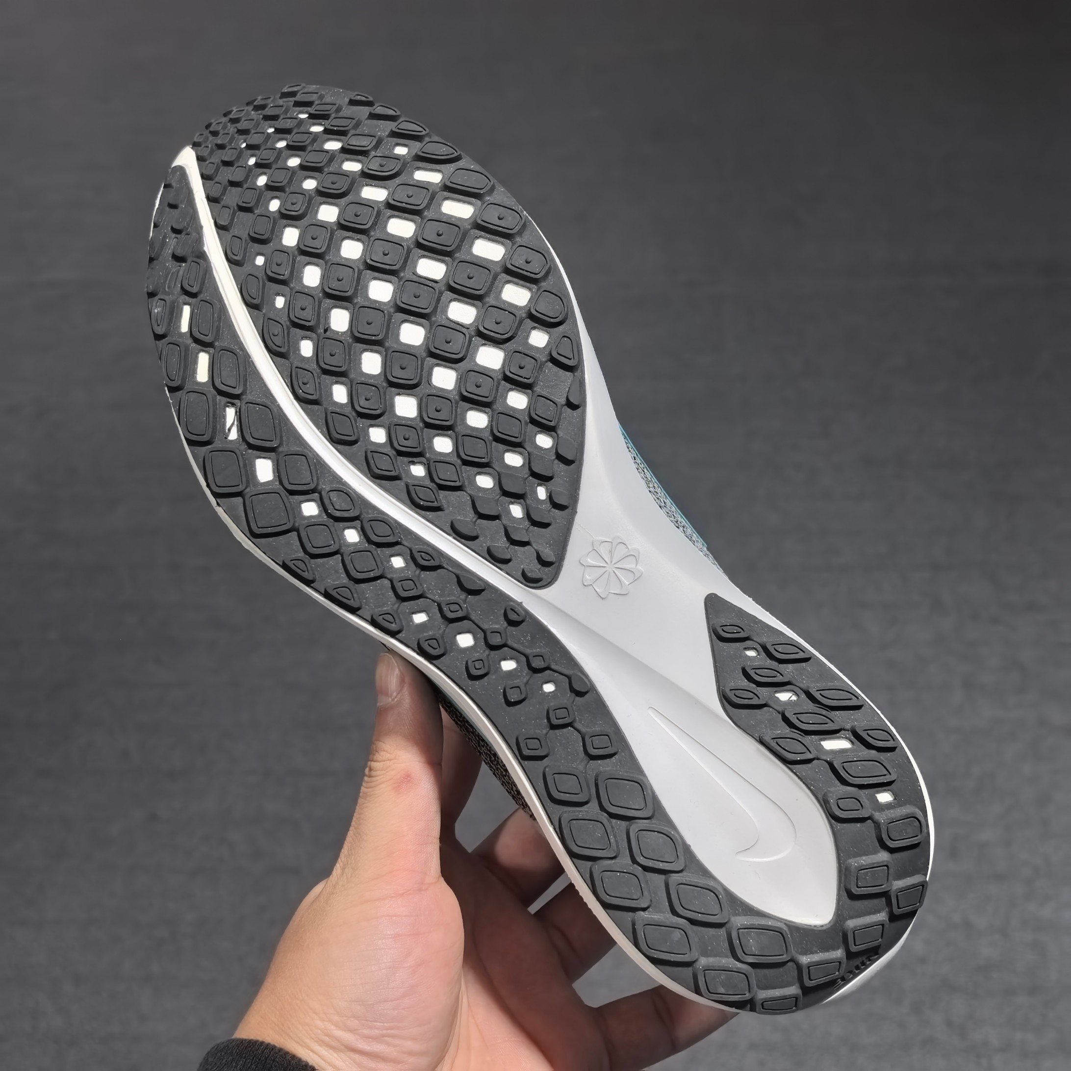 平台版Nike Pegasus 41 舒适运动防滑透气 低帮跑步鞋 白蓝 当季爆款 平台指定细节 原厂中