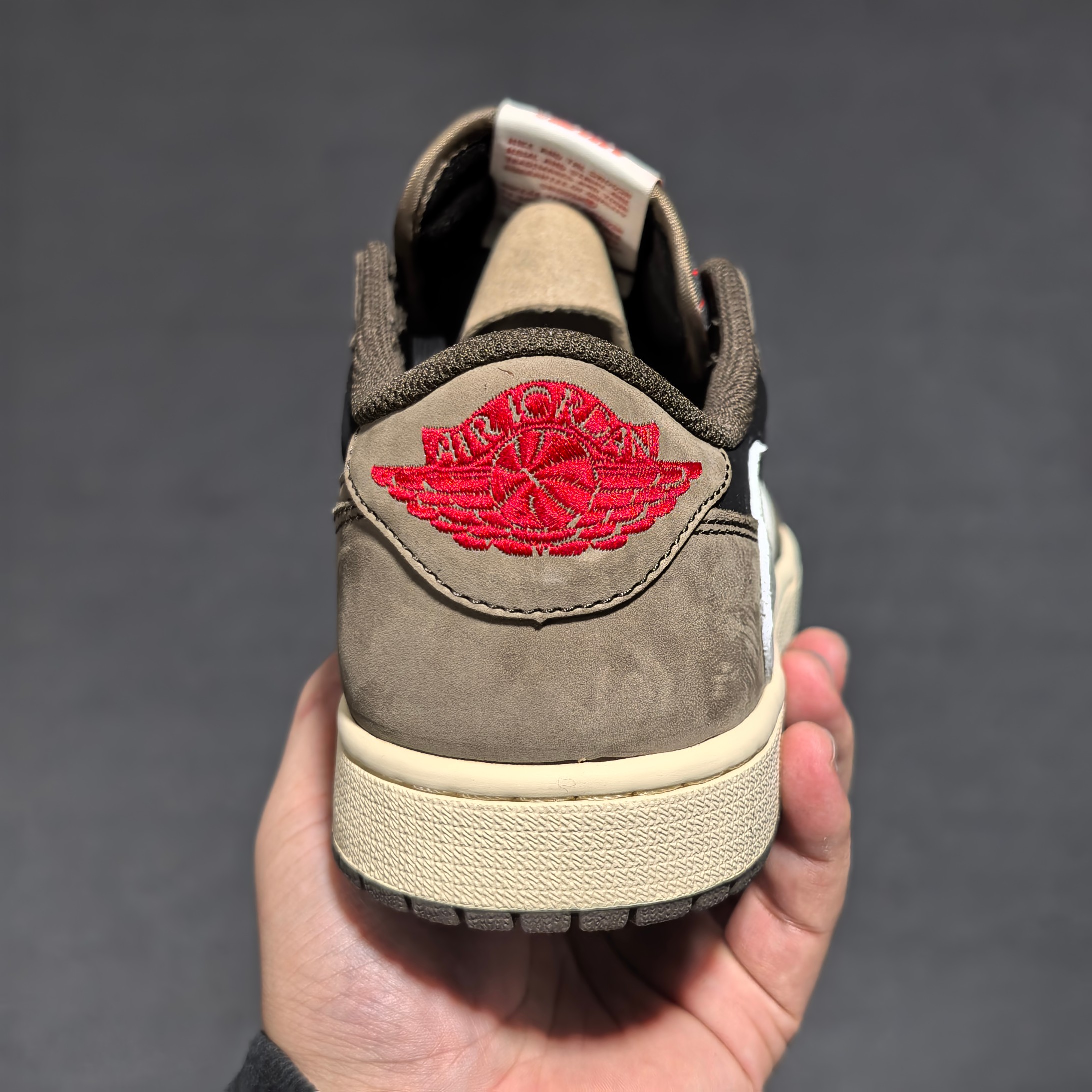 原厂皮FK订单版本黑棕倒钩低帮东莞顶级制作团队打造全新一档倒钩系列广硕原班底打造严格执行1:1做货工艺标