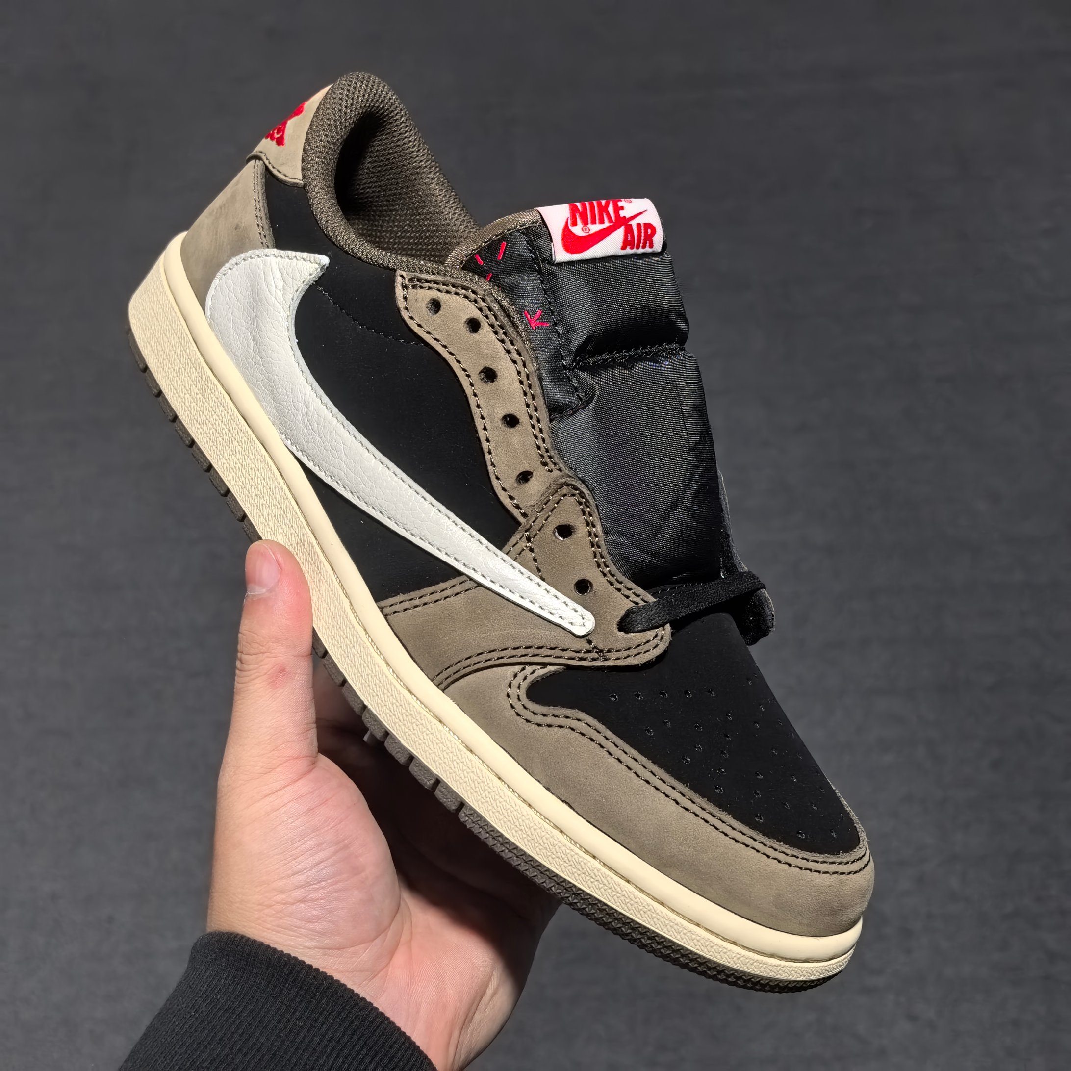 原厂皮FK订单版本黑棕倒钩低帮东莞顶级制作团队打造全新一档倒钩系列广硕原班底打造严格执行1:1做货工艺标