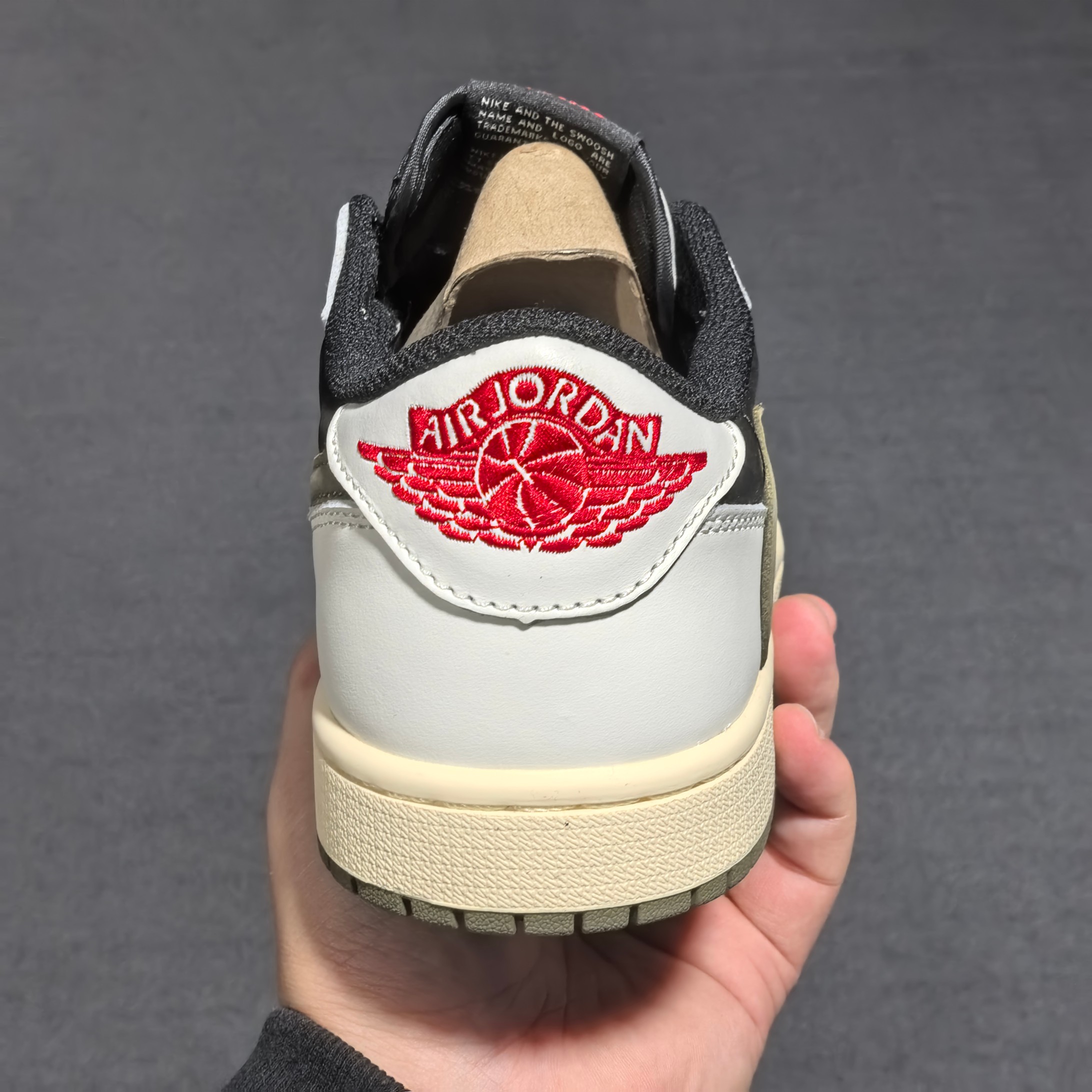 原厂皮FK订单版本橄榄绿倒钩低帮东莞顶级制作团队打造全新一档倒钩系列广硕原班底打造严格执行1:1做货工艺