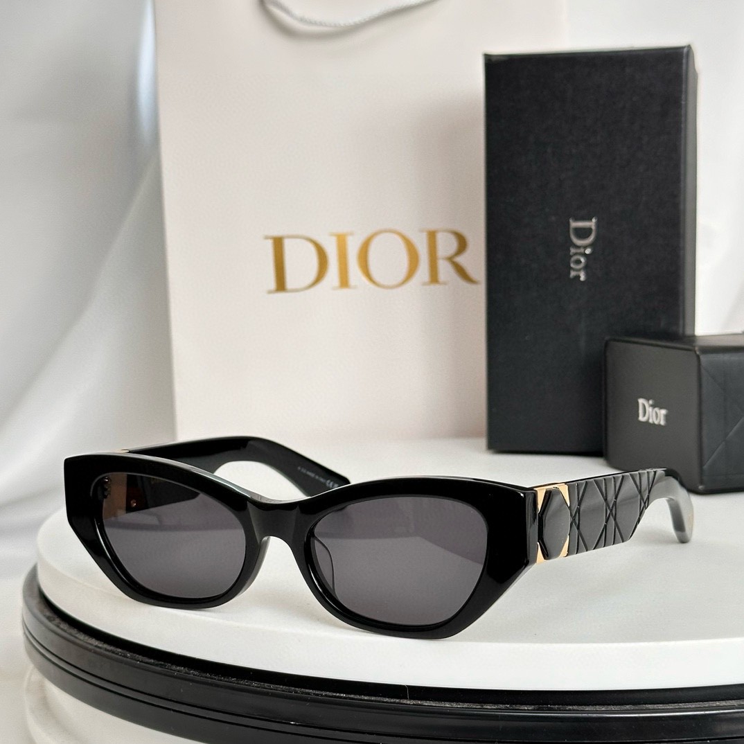  ‼️Dio*
Mod：Lady 95.22.B1I
Size：53-18-140
高版本
值得等待