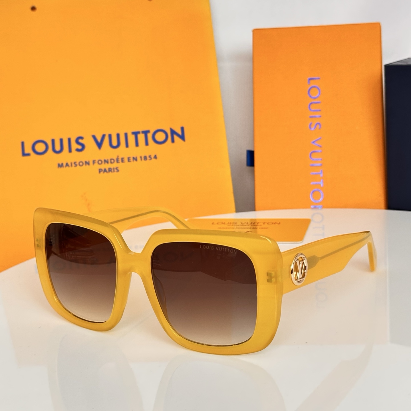 ‼️LOUIS VUITTO*✨✨✨MODEL：Z2592✨✨✨ SIZE：55口10-145✨✨✨