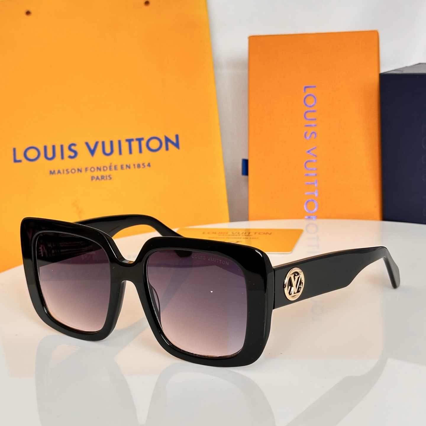 ‼️LOUIS VUITTO*✨✨✨MODEL：Z2592✨✨✨ SIZE：55口10-145✨✨✨