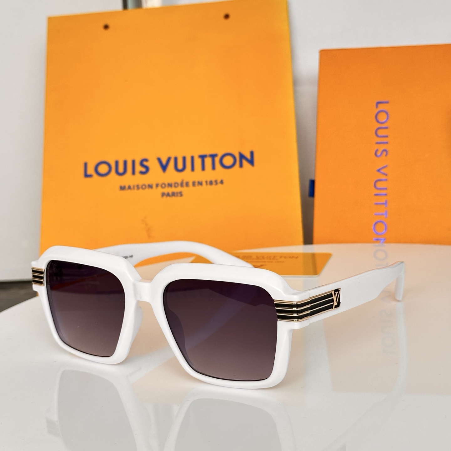 ‼️LOUIS VUITTO*✨✨✨MODEL：Z2828U✨✨✨ SIZE：56口20-145✨✨✨