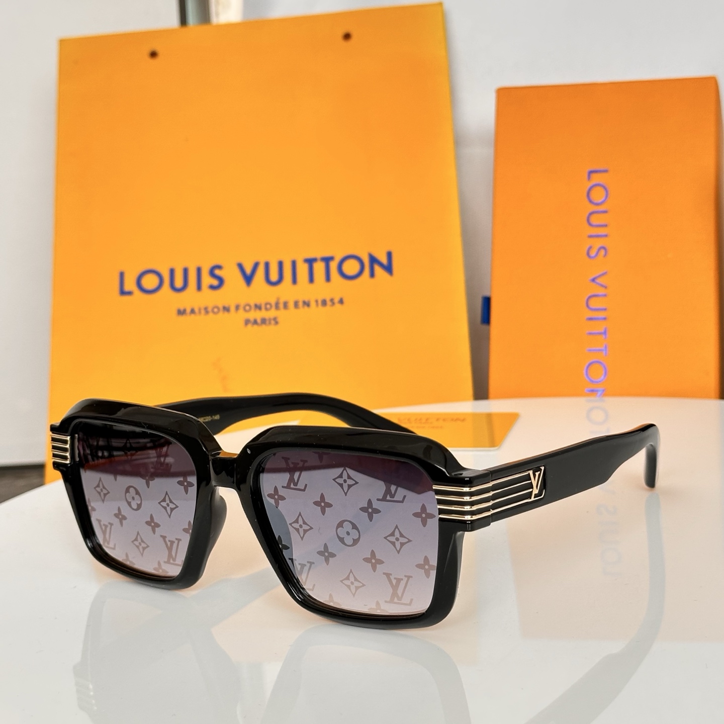 ‼️LOUIS VUITTO*✨✨✨MODEL：Z2828U✨✨✨ SIZE：56口20-145✨✨✨