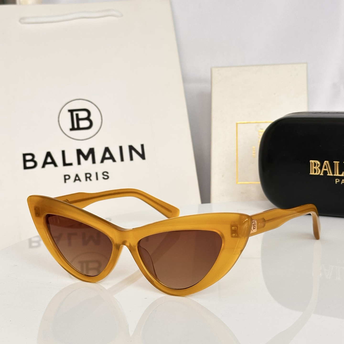 ‼️BALMAIN 巴尔曼🍁🍁🍁MODEL：Jolie-159A-42//BLK- GLD🍁🍁🍁SIZE