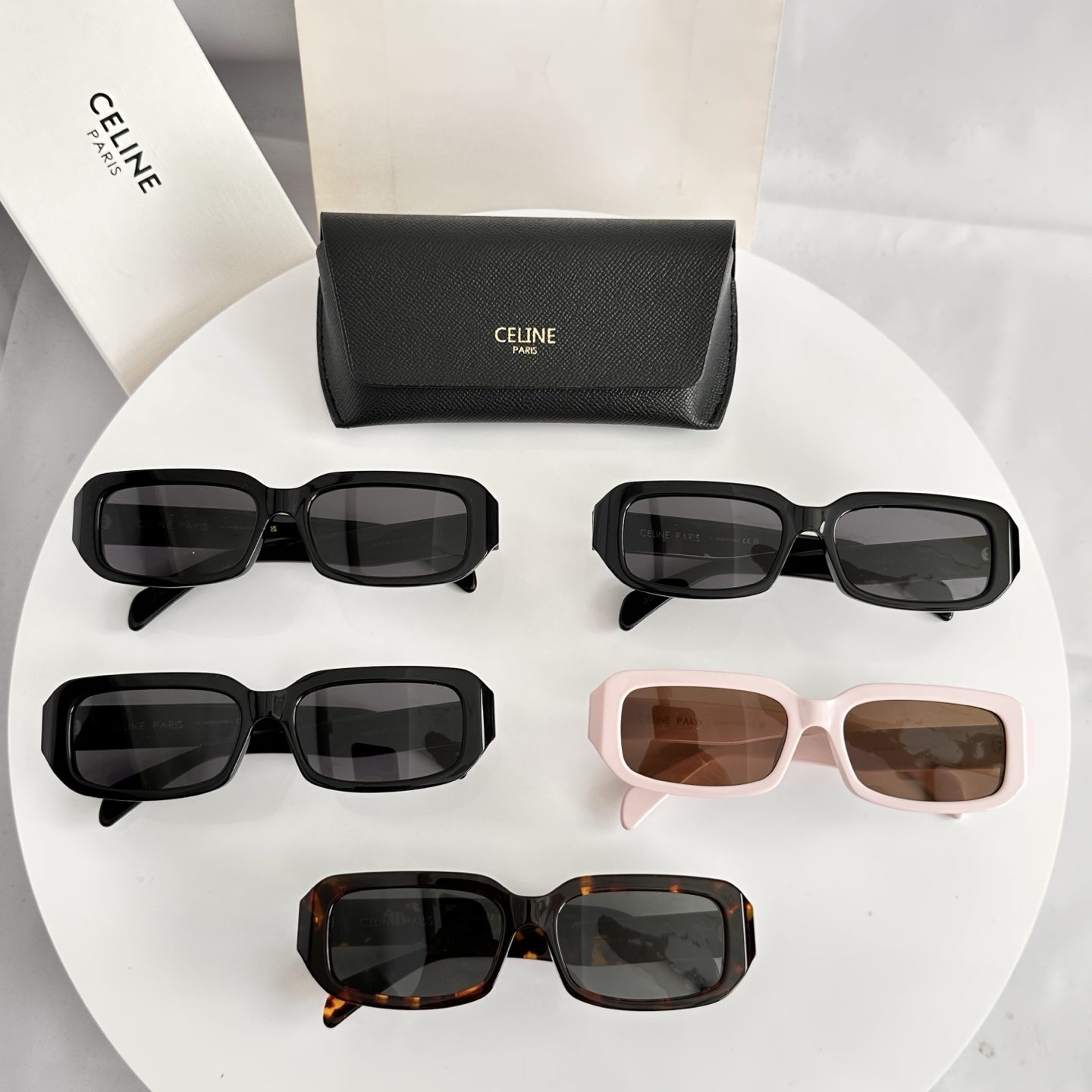 ‼️王安宇同款🕶 官网图 CELIN*🍂🍂🍂MODEL：CL4S335🍂🍂🍂SIZE：55口17-145