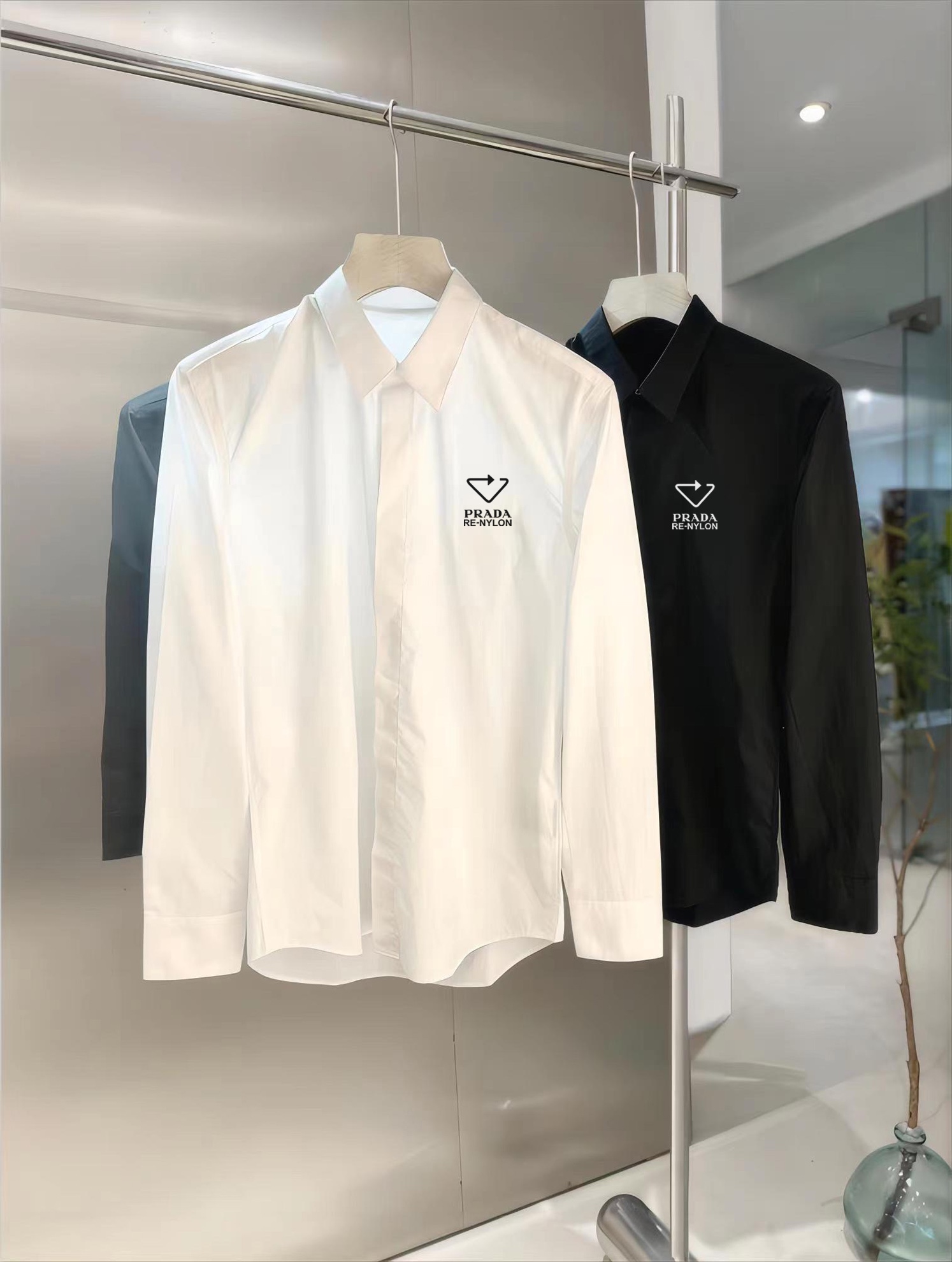 Prada Clothing T-Shirt Black White Cotton Fall/Winter Collection