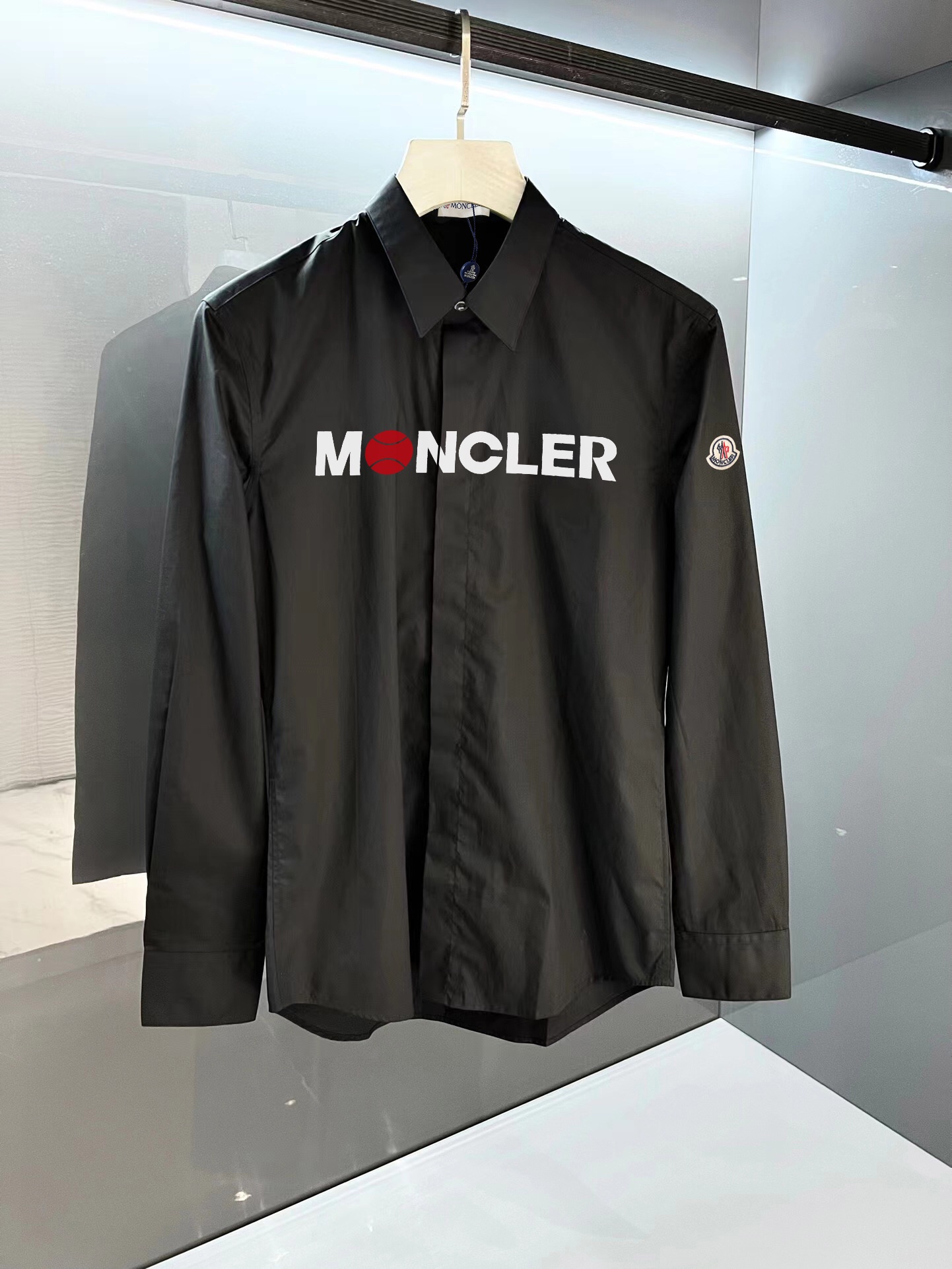 Moncler Odzież Koszule i bluzki Czarny Biały Mężczyźni Bawełna Wiosenna kolekcja