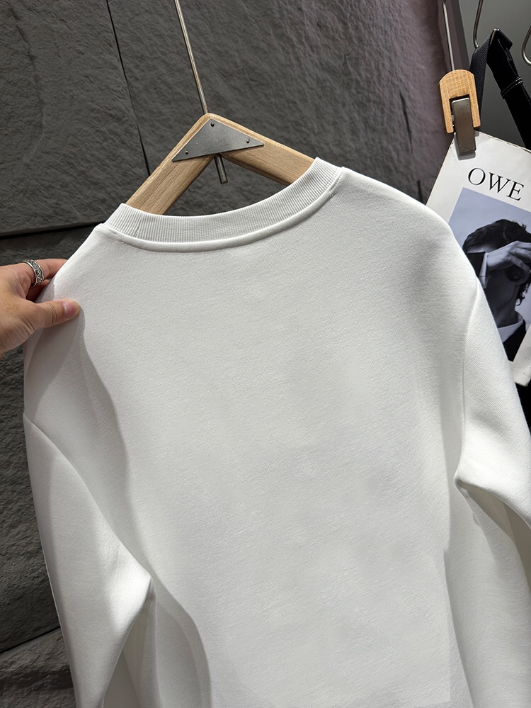 Givenchy Official Network Introduces High-Quality Double-Edged T-Shirts with Unique Digital Prints - 图片 7