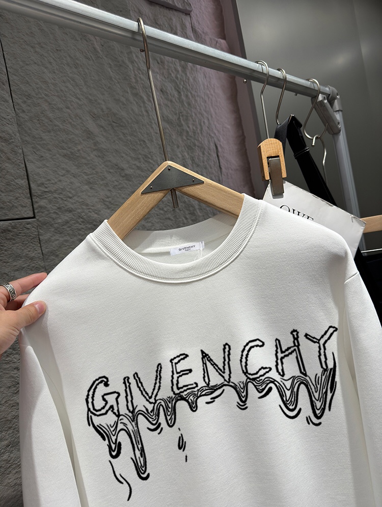 Givenchy Official Network Introduces High-Quality Double-Edged T-Shirts with Unique Digital Prints - 图片 8