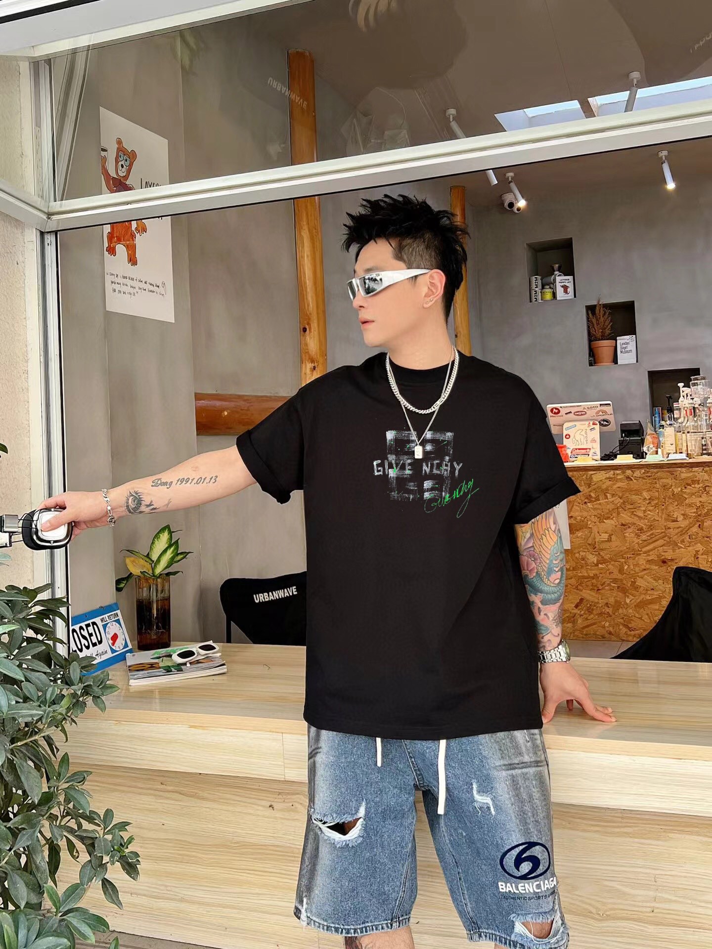 Grand Conry Digital Printer Creates High-Quality Double-Stamped T-Shirts with Annual Blast Sheets - 图片 2