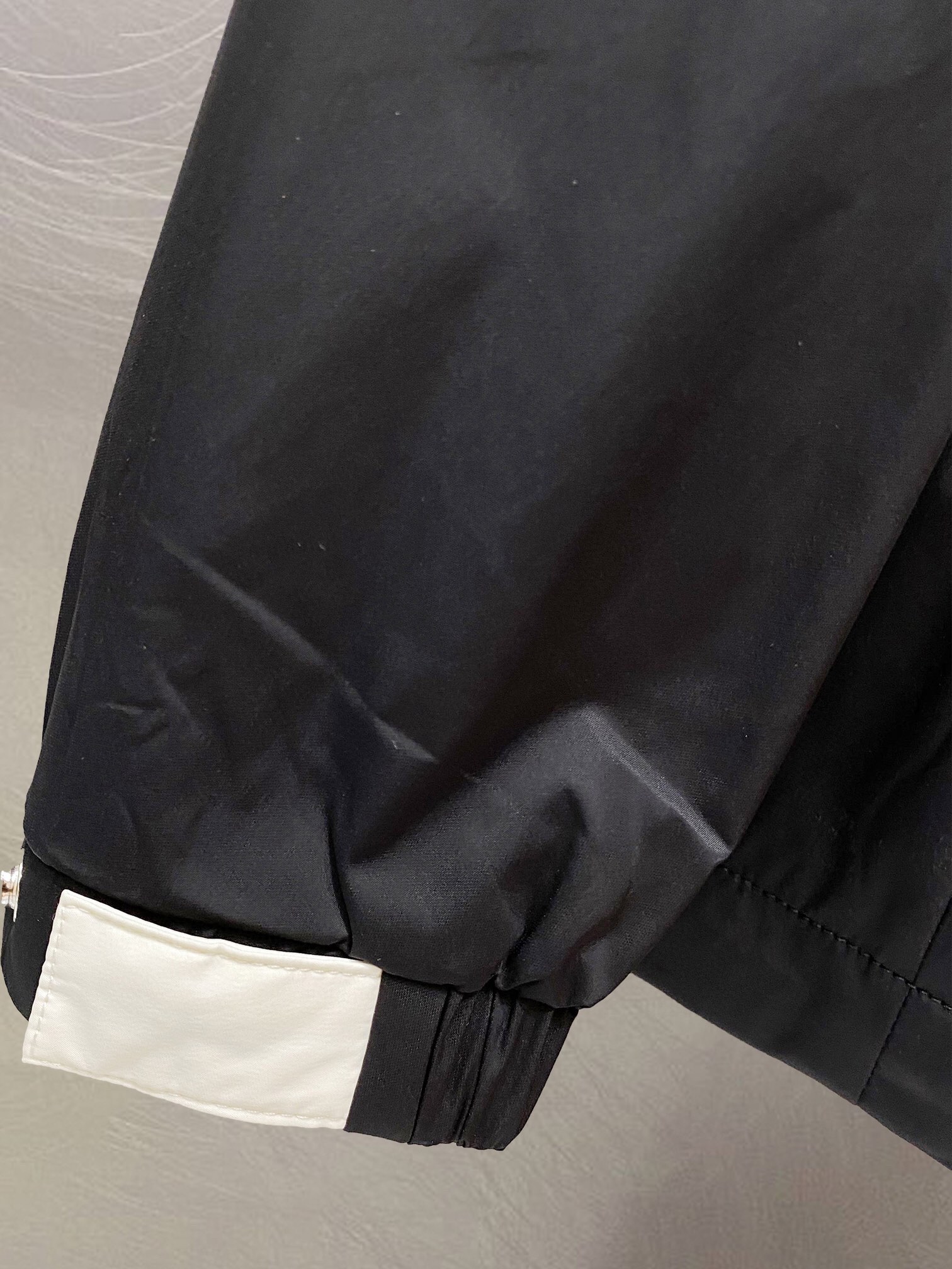 ￼ ￼ ￼ ￼ ￼ ￼ ￼ ￼ ￼ ￼ ￼ 巴宝莉 官网同步发行 胸前印花品牌logo 功能性 机能运动