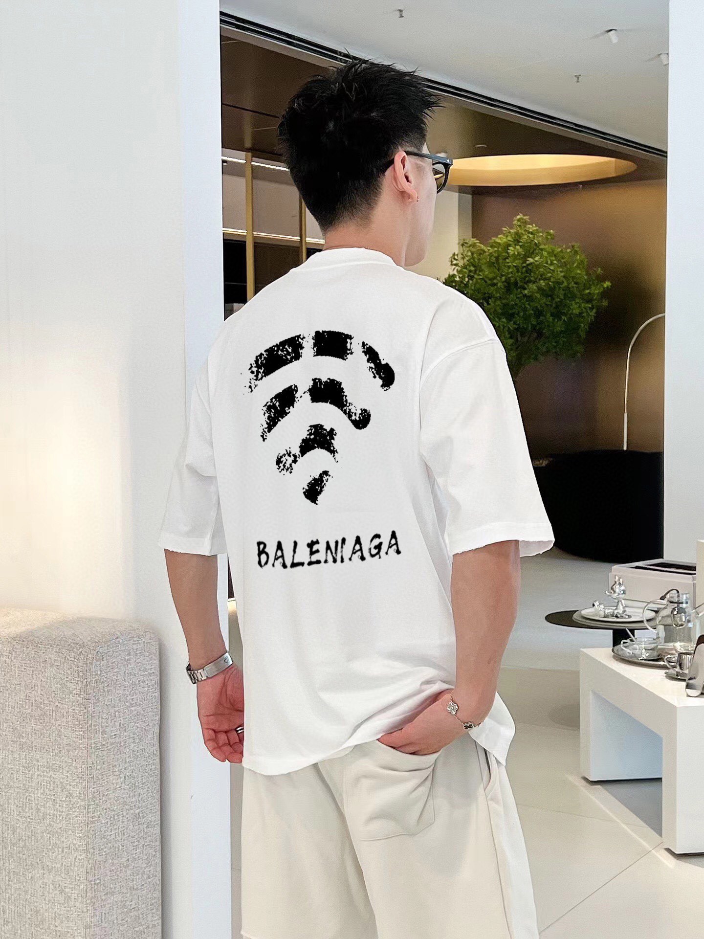 Grand Conry Digital Printer Produces High-Quality Double-Storey T-Shirts with Reduced Costs - 图片 7