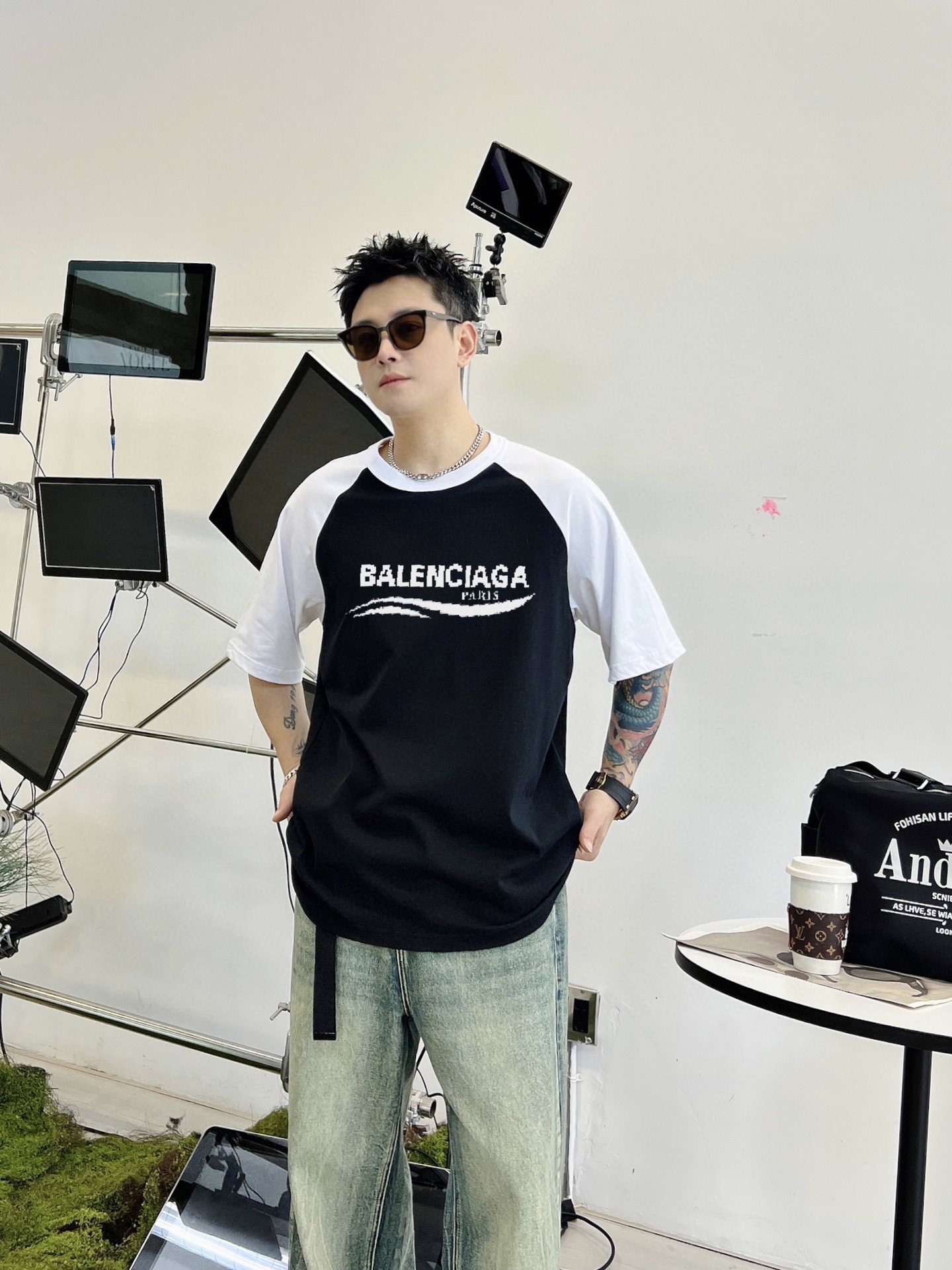 Annual Blast Item: Letter Pattern T-Shirts & Protective Clothing with High-Quality Print - 图片 1