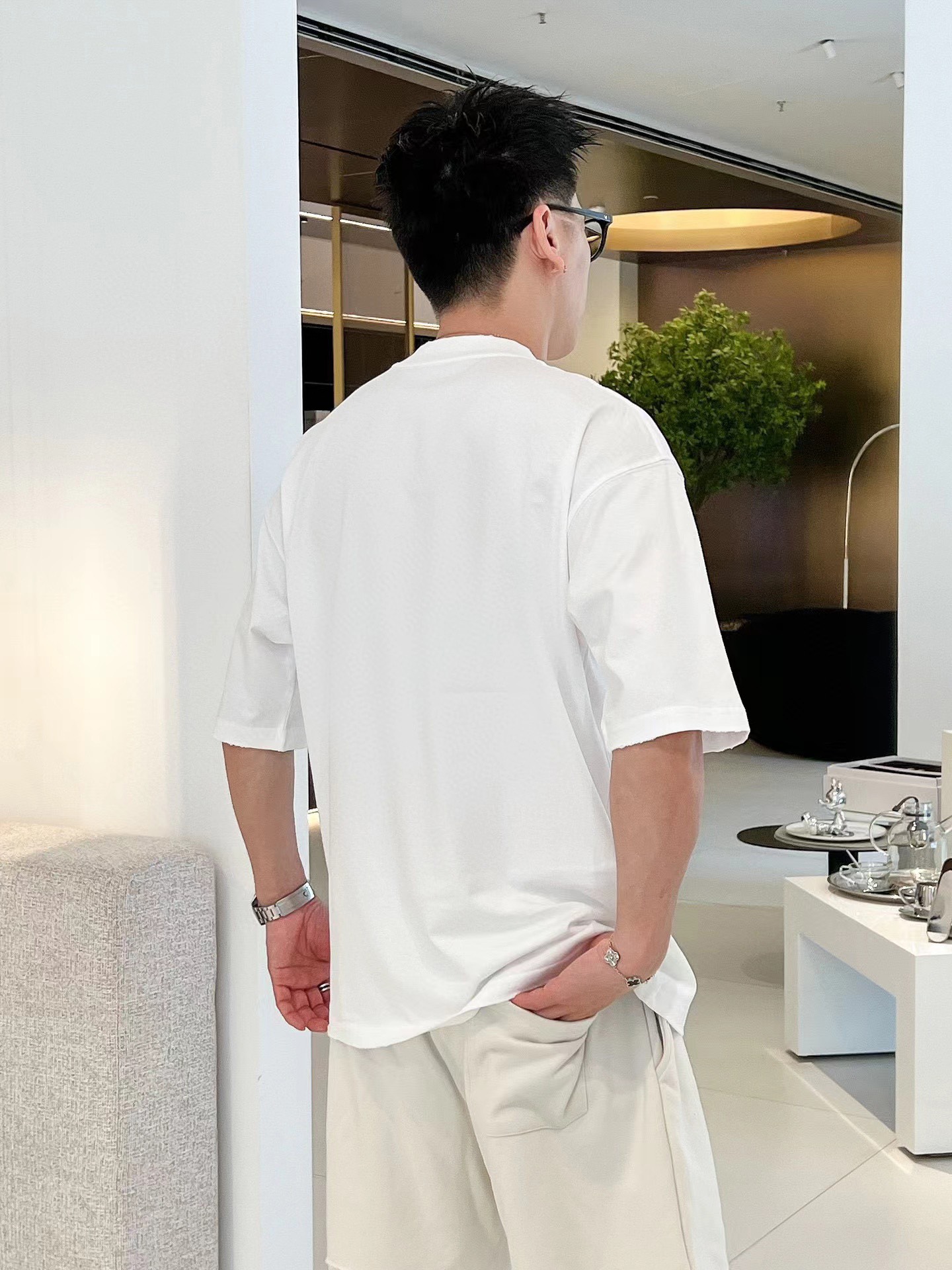 Cotton Double Fabric Men’s Long Sleeve T-shirt in Black and White, Various Sizes. - 图片 3