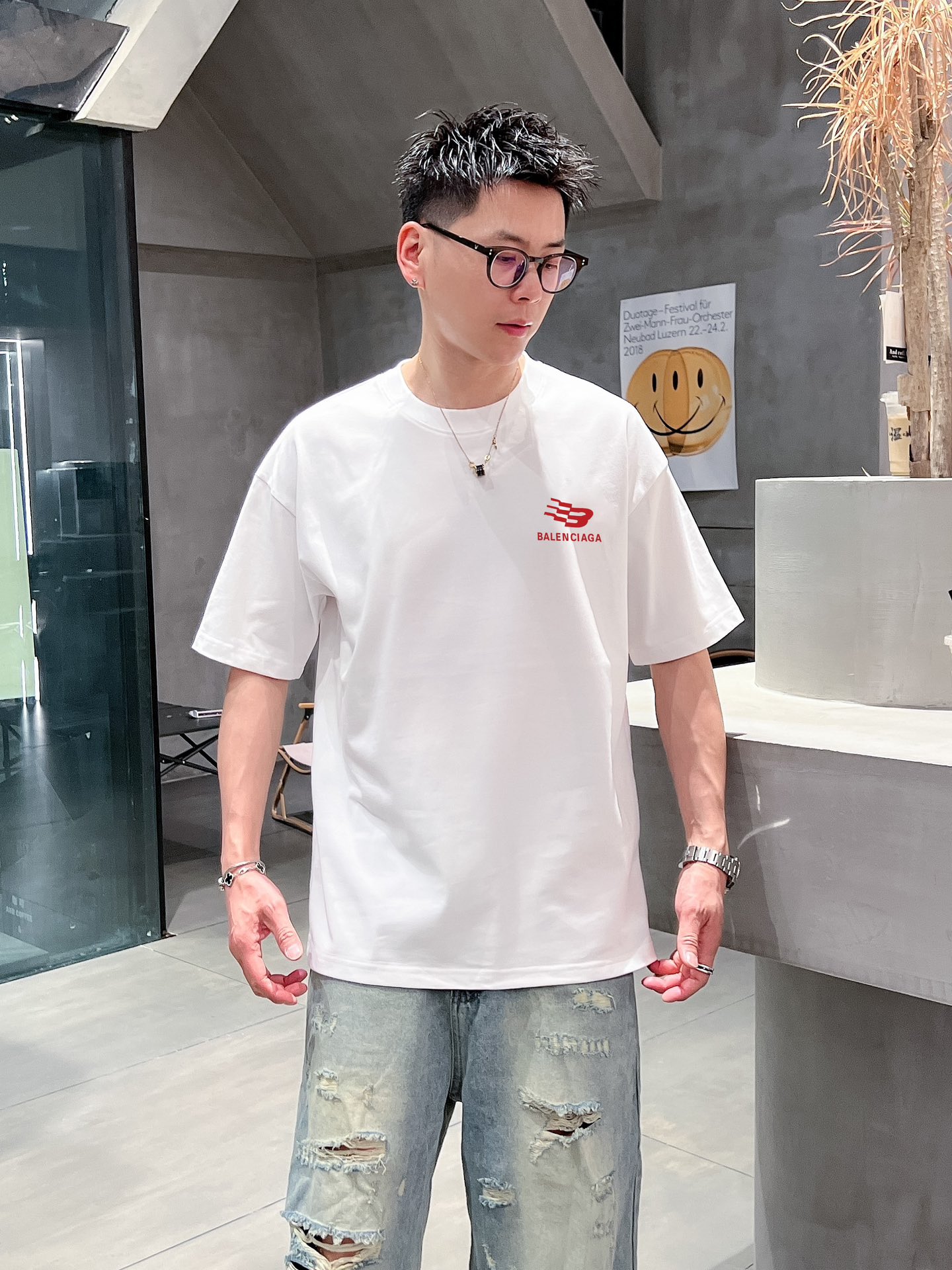 Annual Blast Sheets: High-Cost T-Shirts and Protective Clothing with Unique Digital Print Patterns - 图片 1
