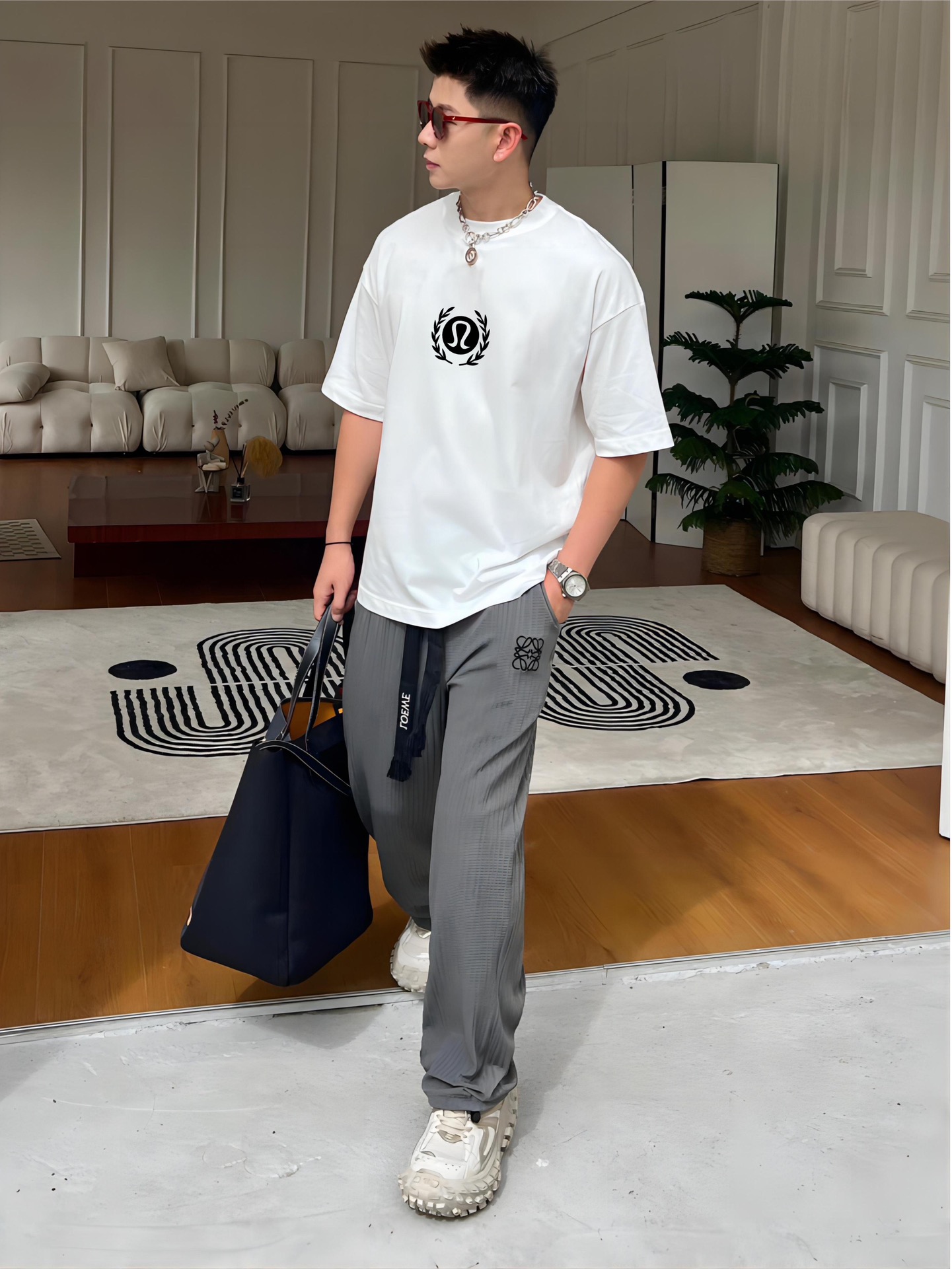 “230g Cotton Fabric Shirt in Black and White, Sizes M-3XL with Brass Details” - 图片 4