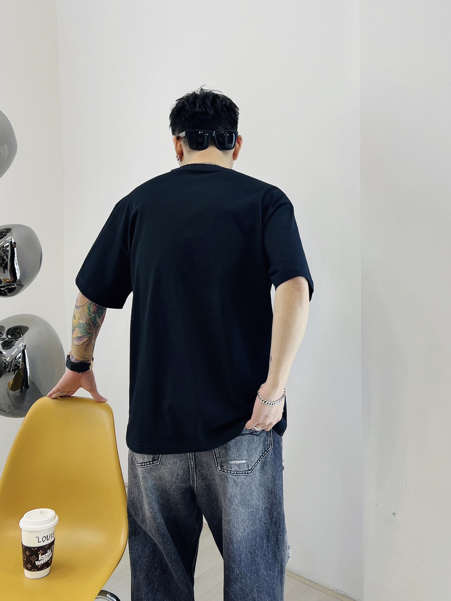 Cotton Double Fabric for Men’s Black and White Long Sleeve Shirts, Various Sizes. - 图片 2