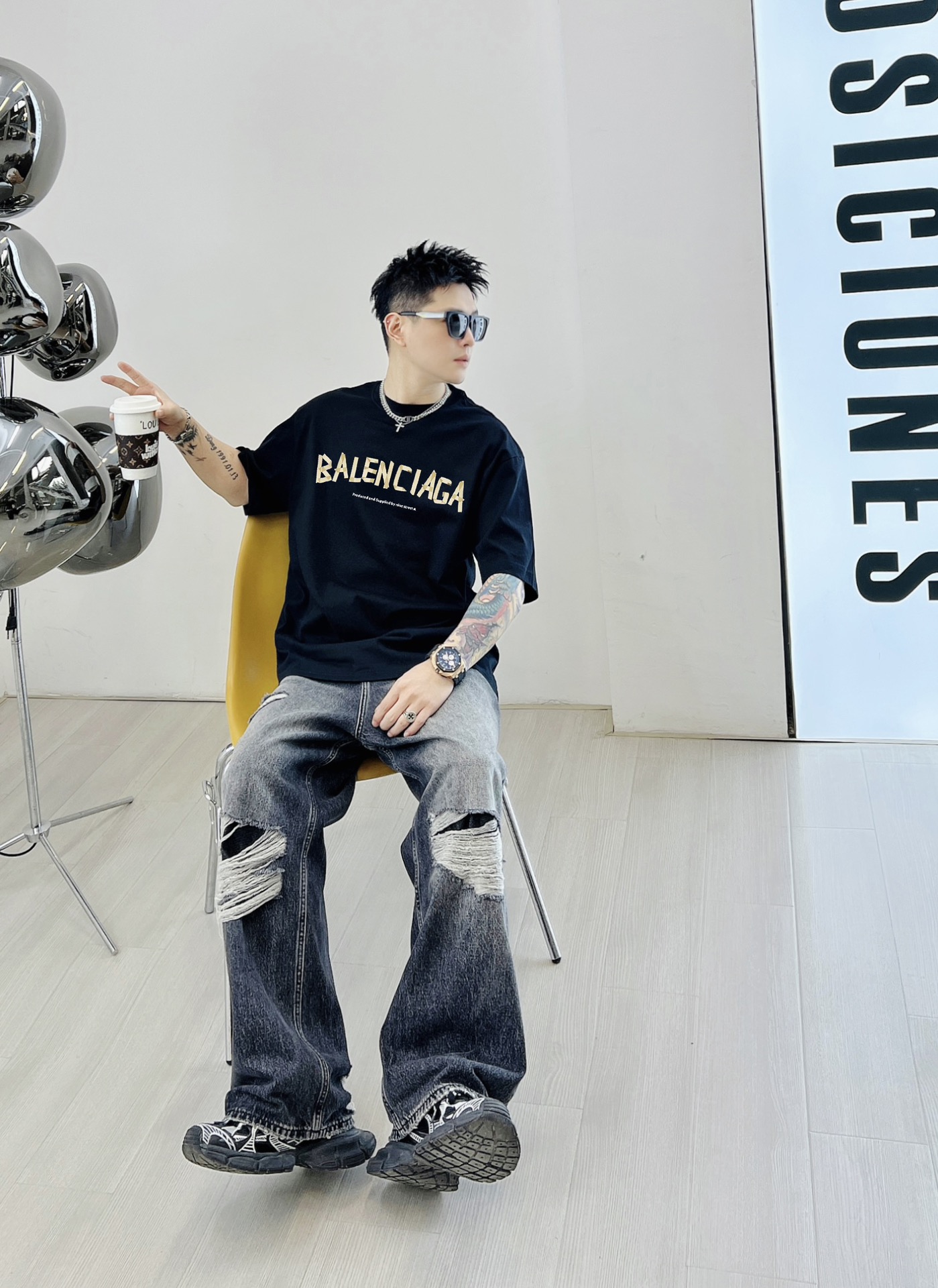 Cotton Double Fabric for Men’s Black and White Long Sleeve Shirts, Various Sizes. - 图片 5