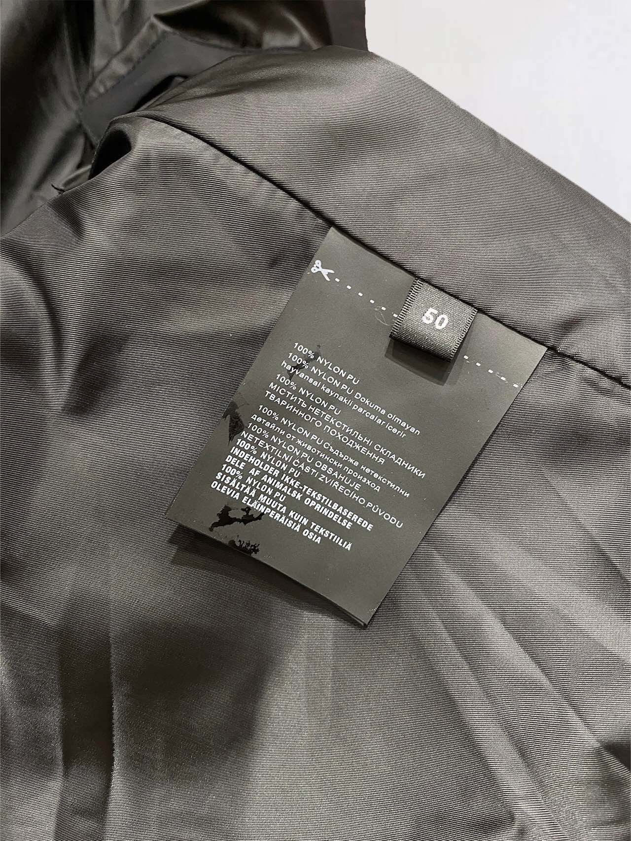 ￼ ￼ ￼ ￼ ￼ ￼ ￼ ￼ ￼ ￼ ￼ ￼ ￼ ￼ ￼ 阿玛尼 官网同步发行 胸前印花品牌logo 